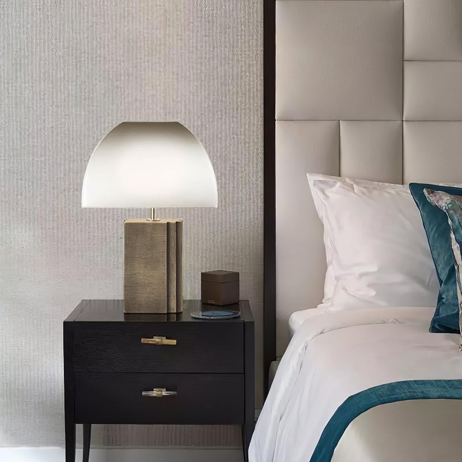 Oregon Table Lamp - Cueteks