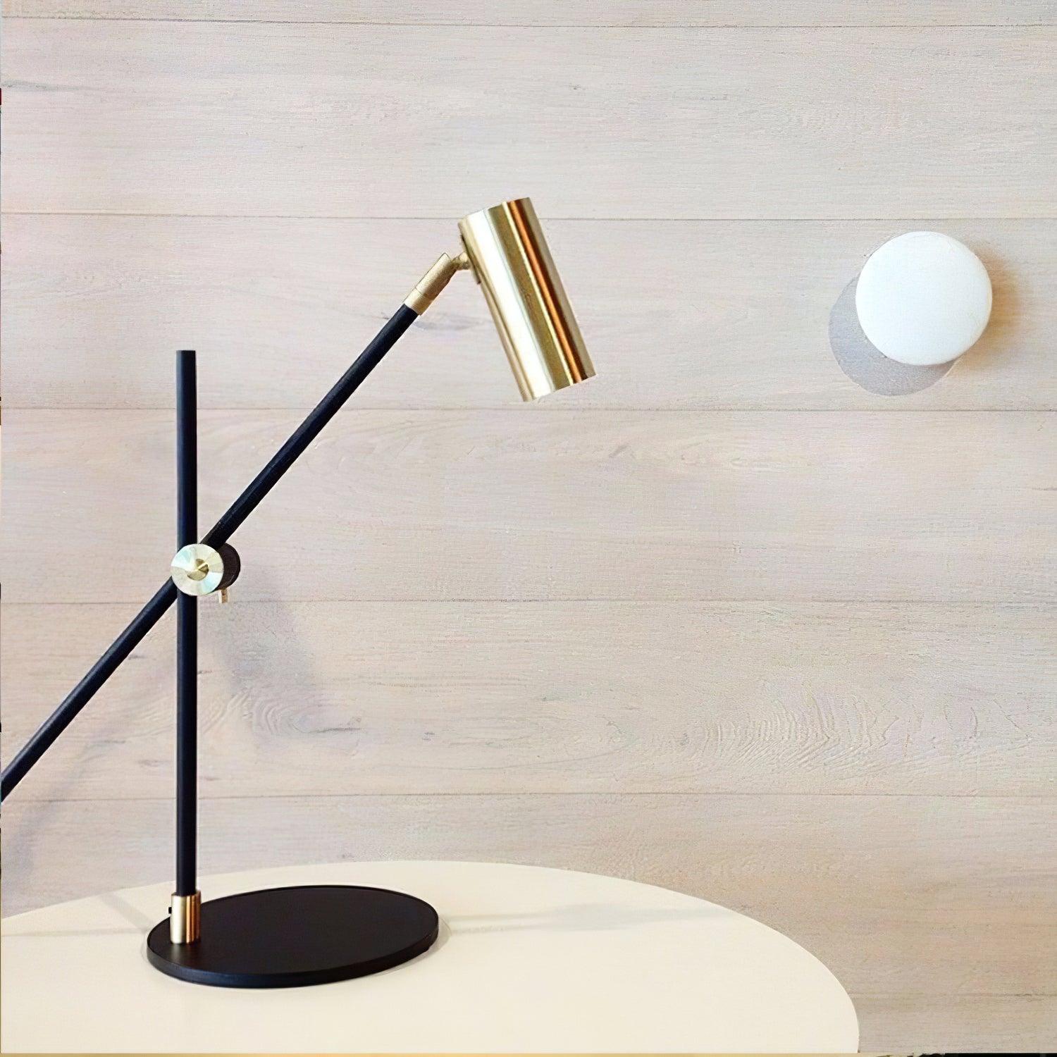 Lektor Table Lamp - Cueteks