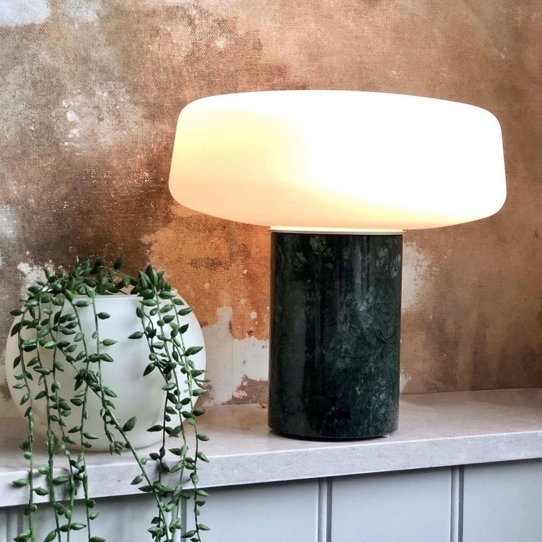Solid Table Light - Cueteks