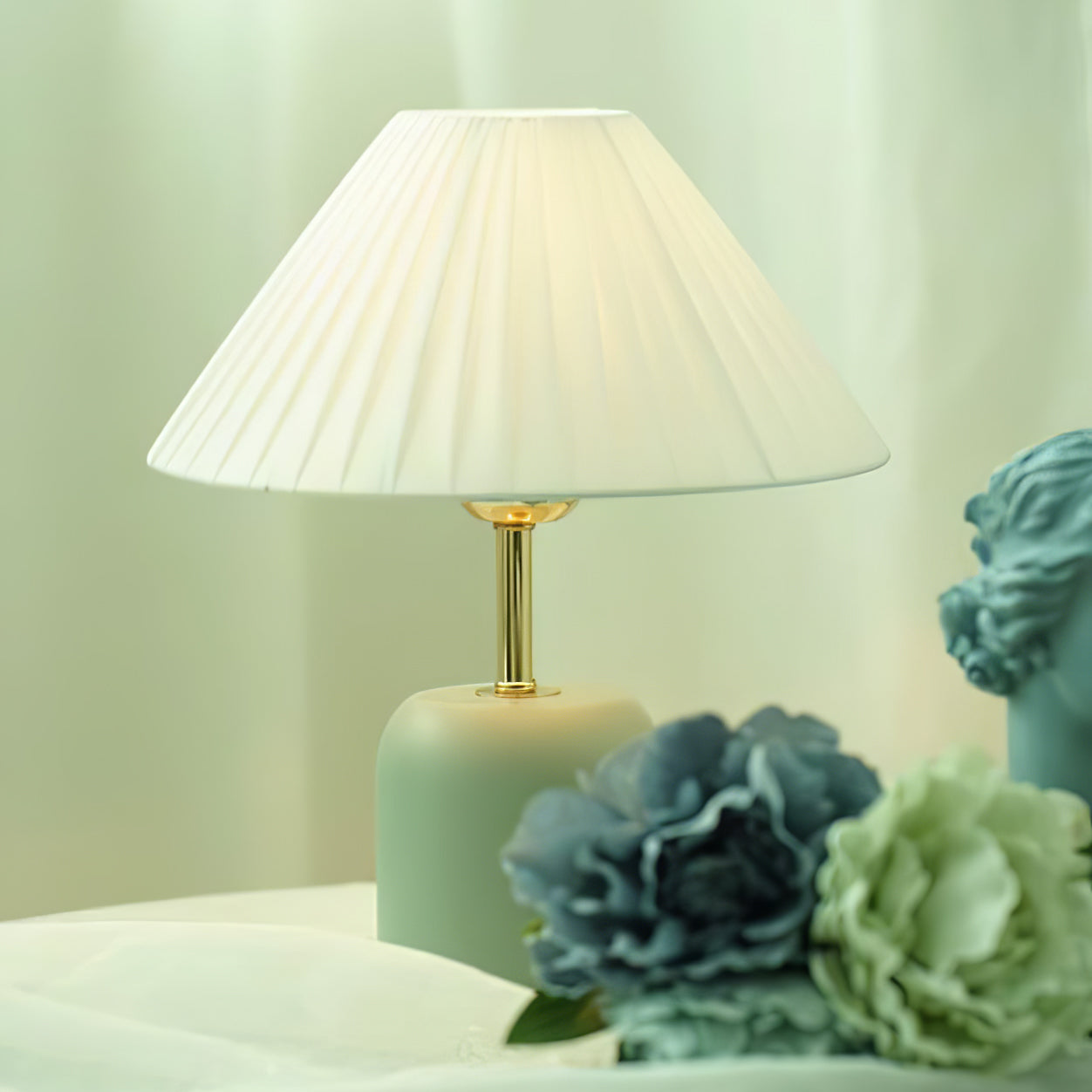 Lunitidal Table Lamp - Cueteks