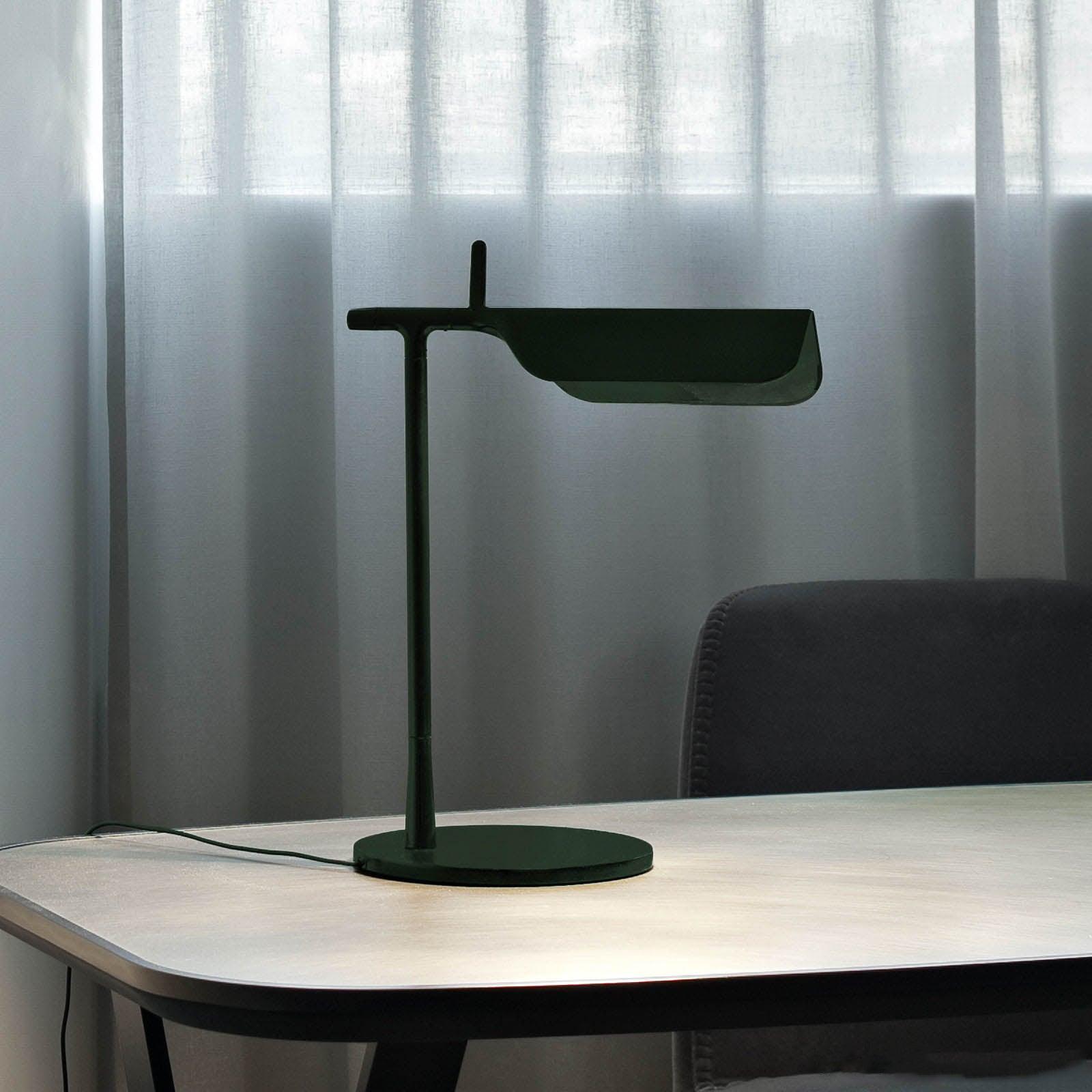 Pivot Ease Table Lamp - Cueteks
