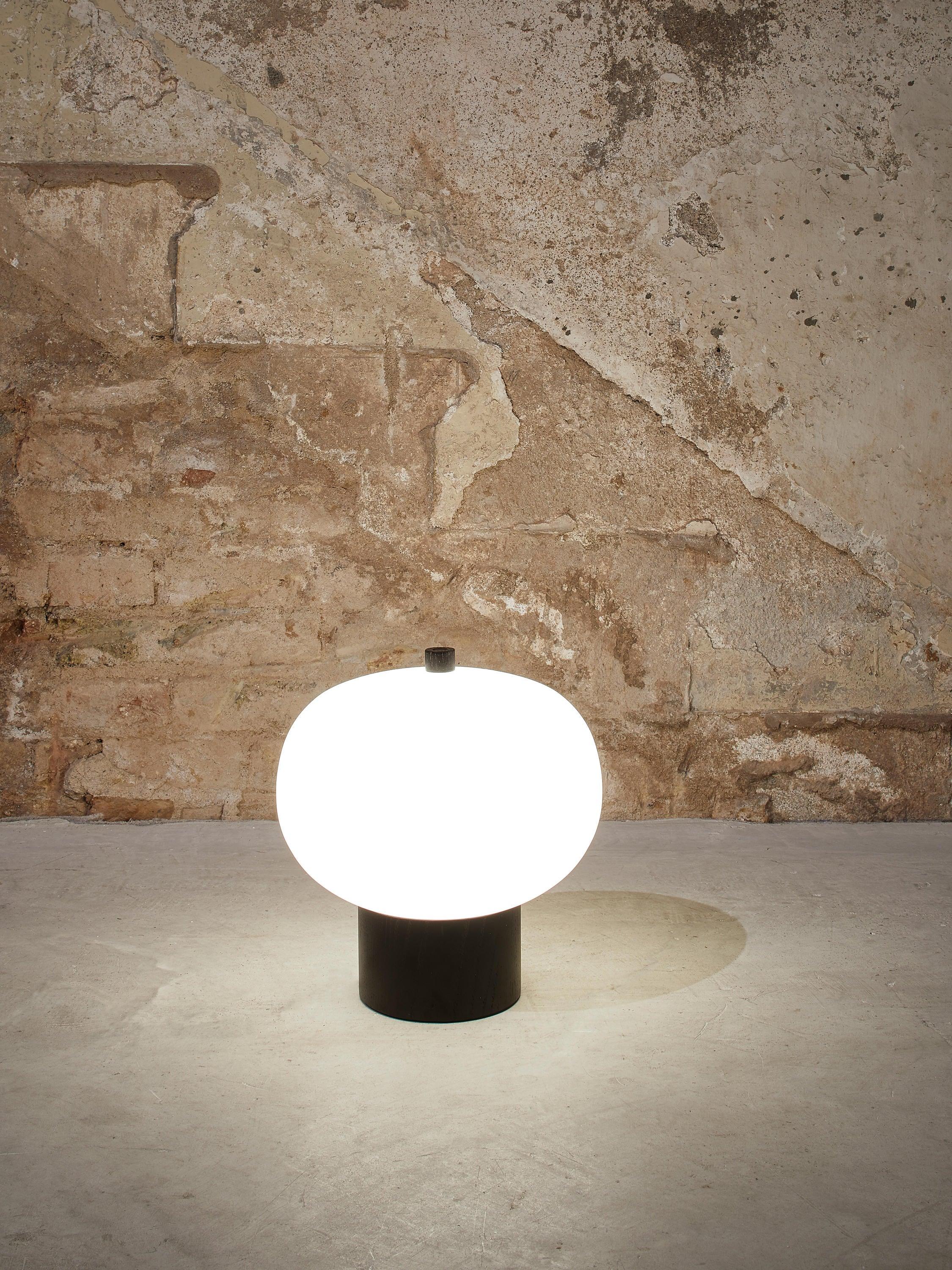 Ilargi Table Lamp - Cueteks