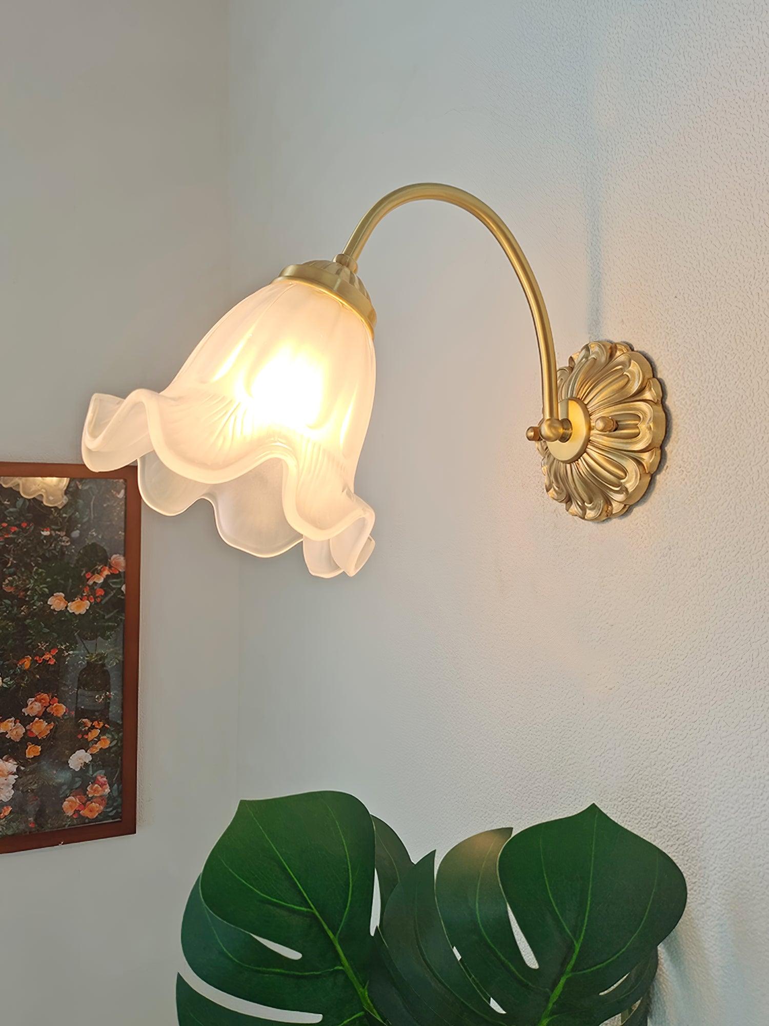 Brass Floral Glass Sconce - Cueteks