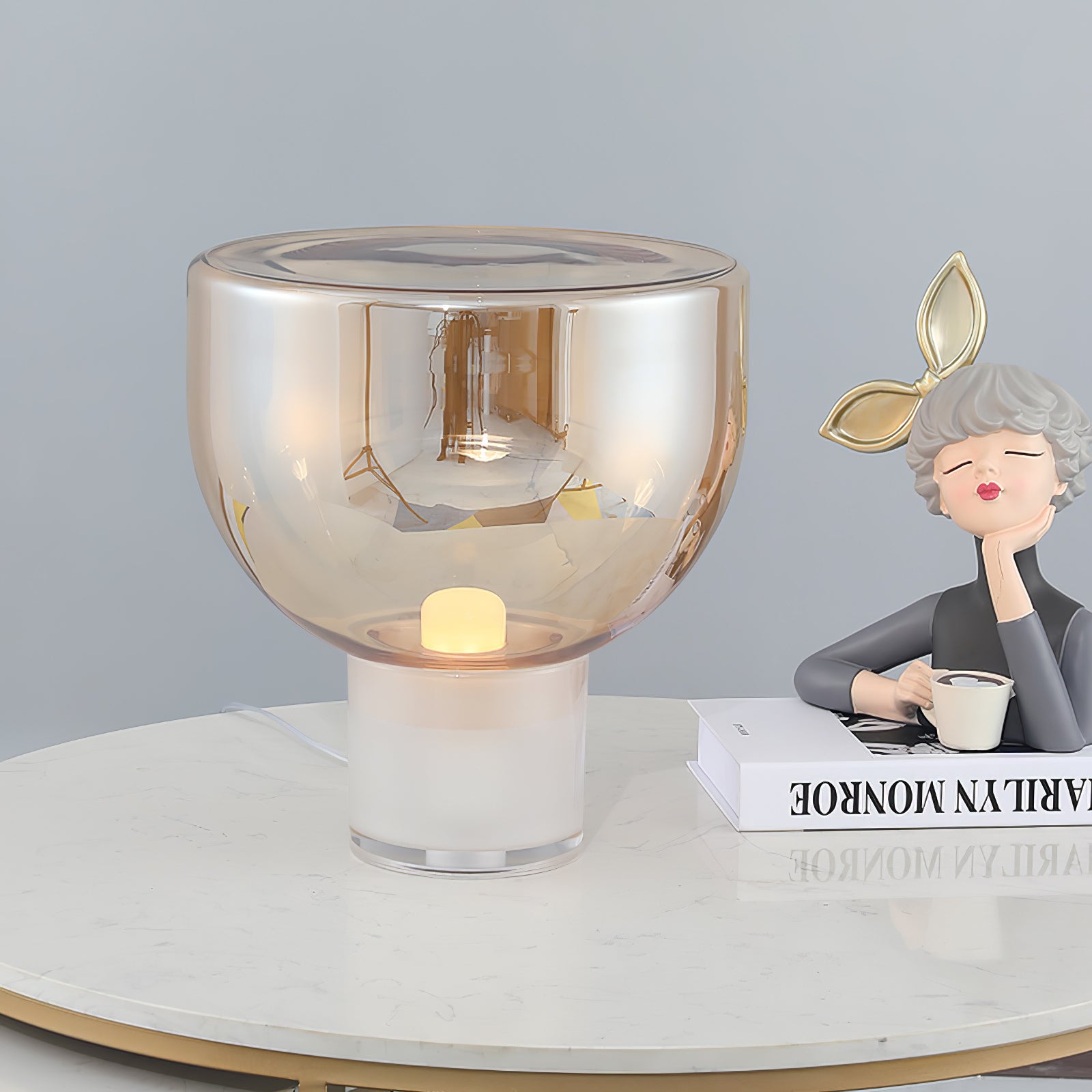 Aella Table Lamp - Cueteks