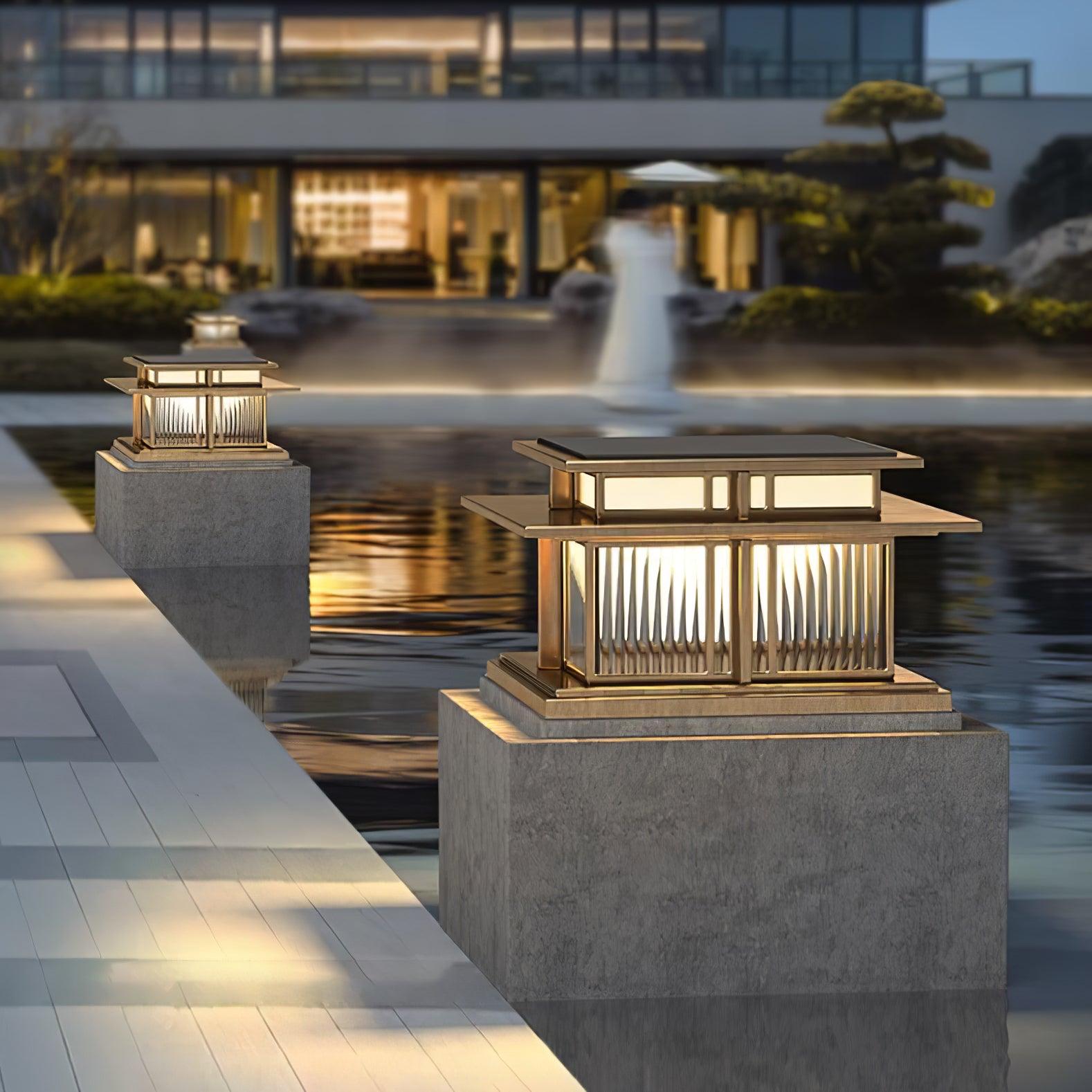 Boilyn Outdoor Pillar Light - Cueteks