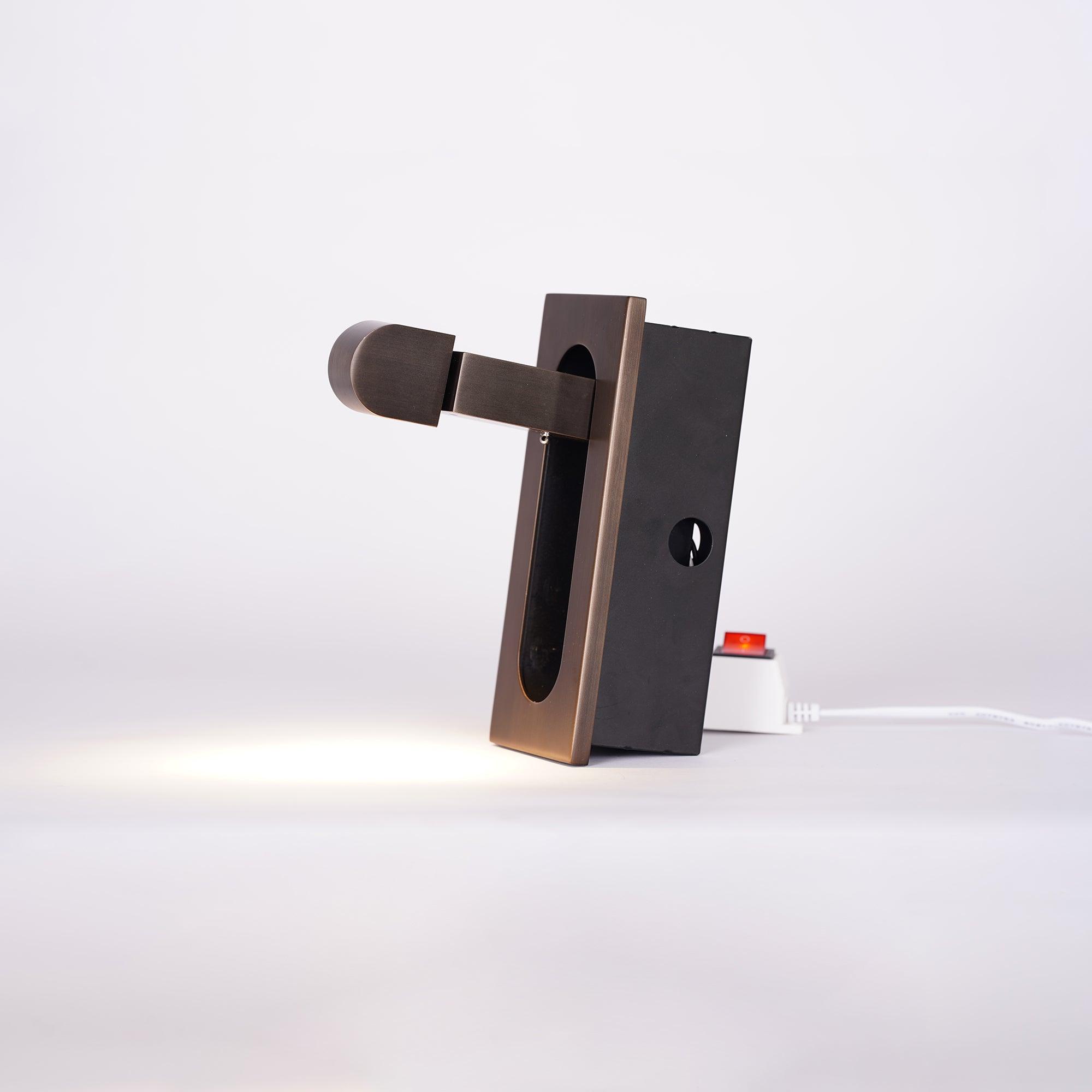 Modern LED Bedside Reading Light - Cueteks