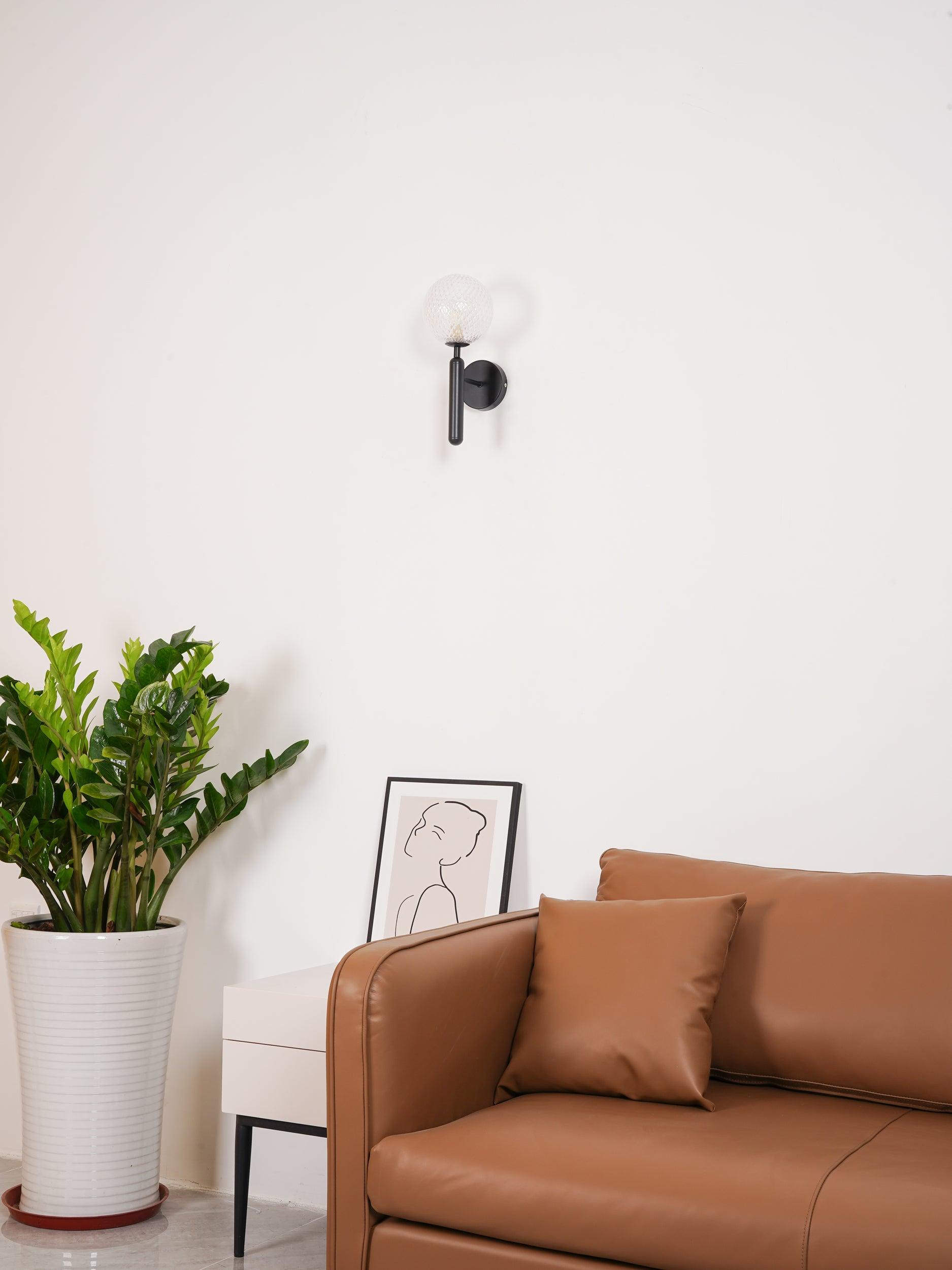 Miira Wall Light - Cueteks