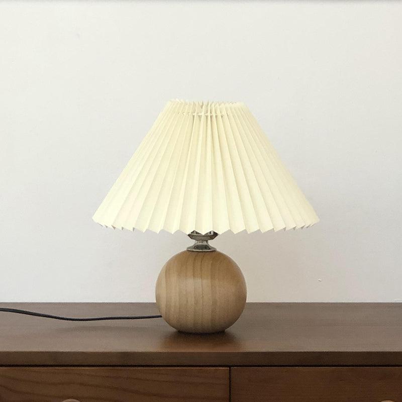 Wooden Pleated Table Lamp - Cueteks