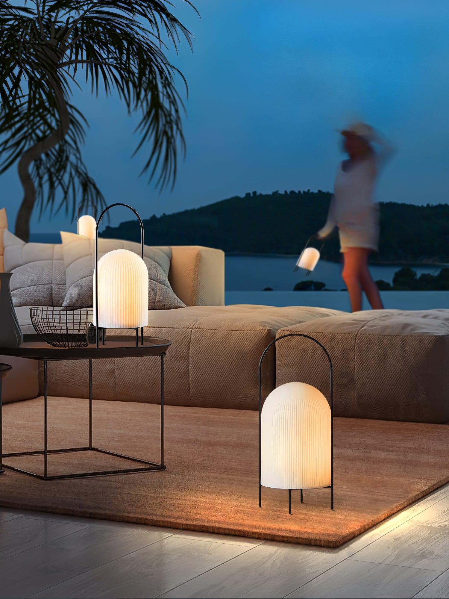 Ghost Table Lamp - Cueteks