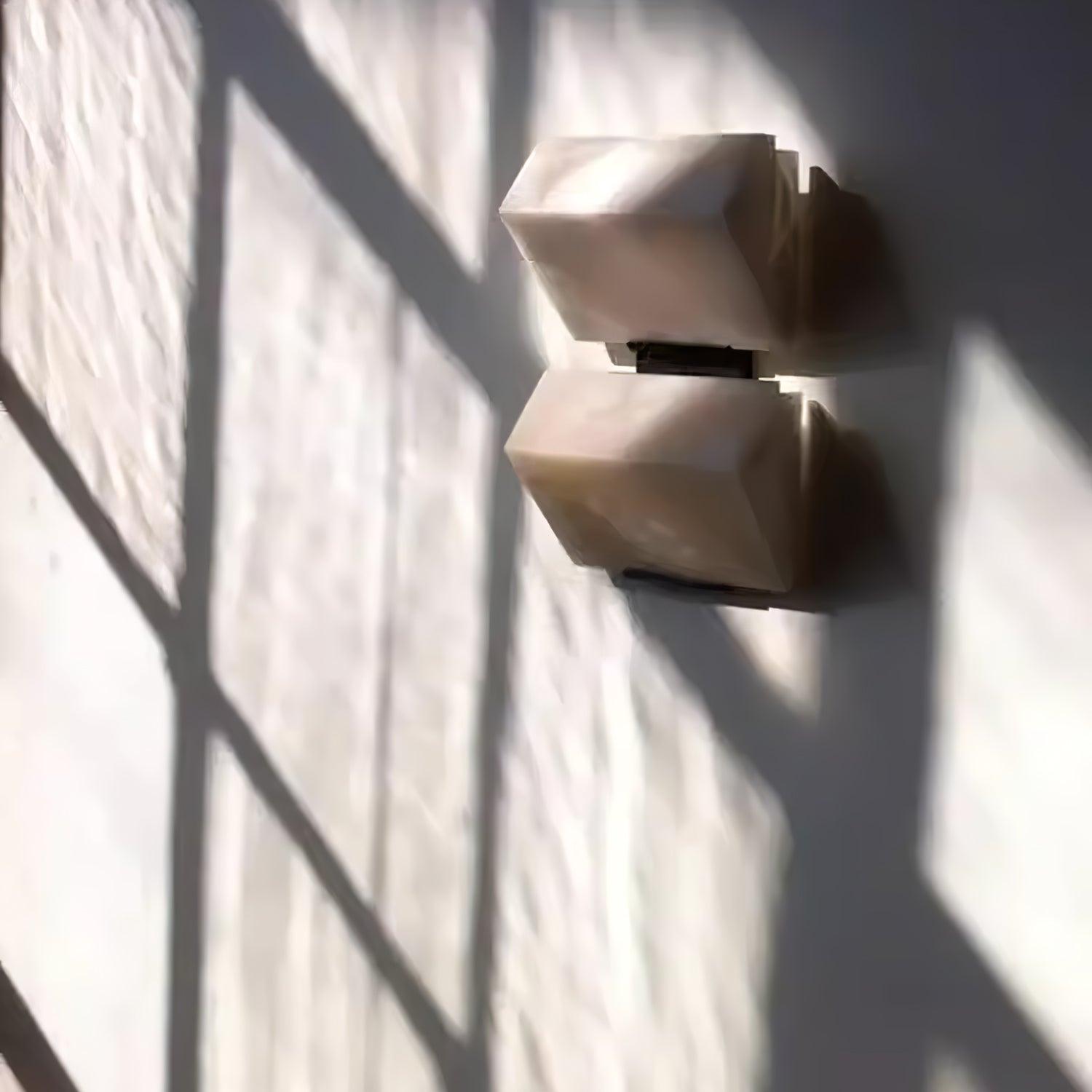 Alabaster Staircase Wall Lamp - Cueteks