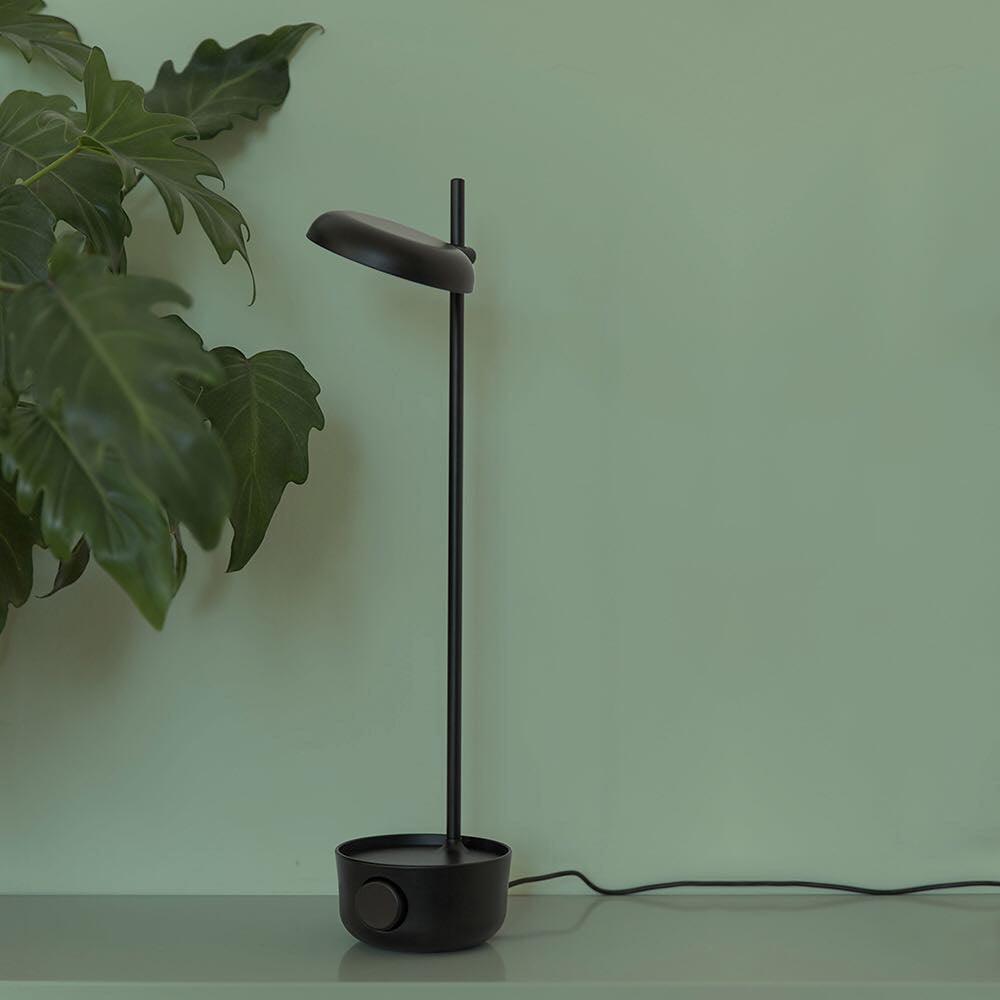 Focal LED Table Lamp - Cueteks