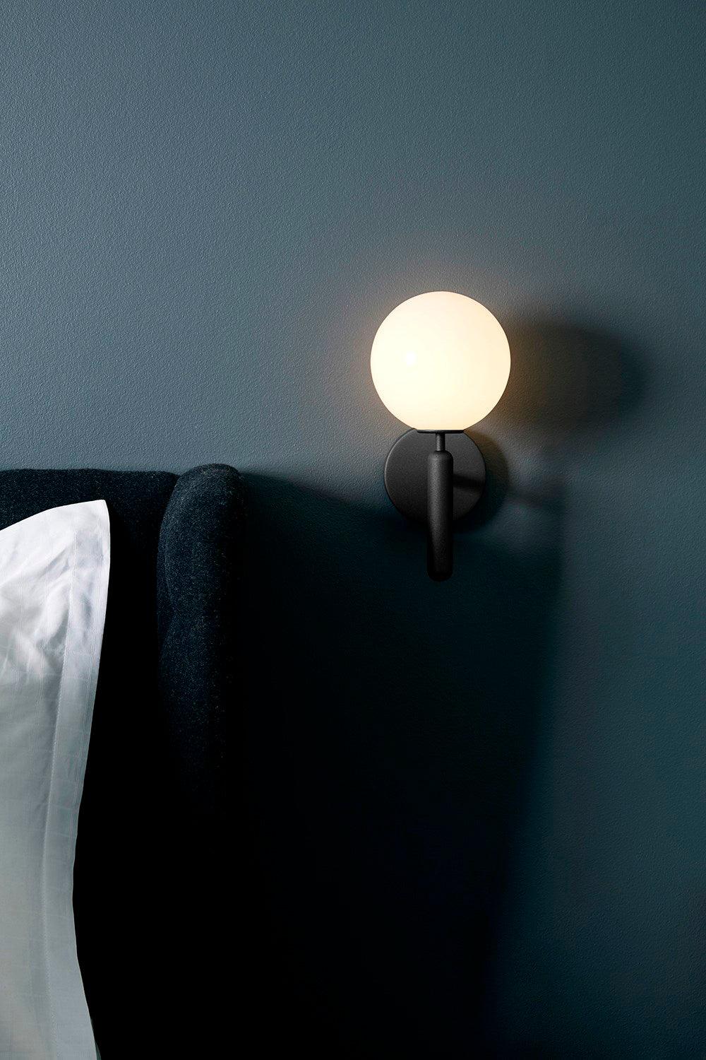 Miira Wall Light - Cueteks