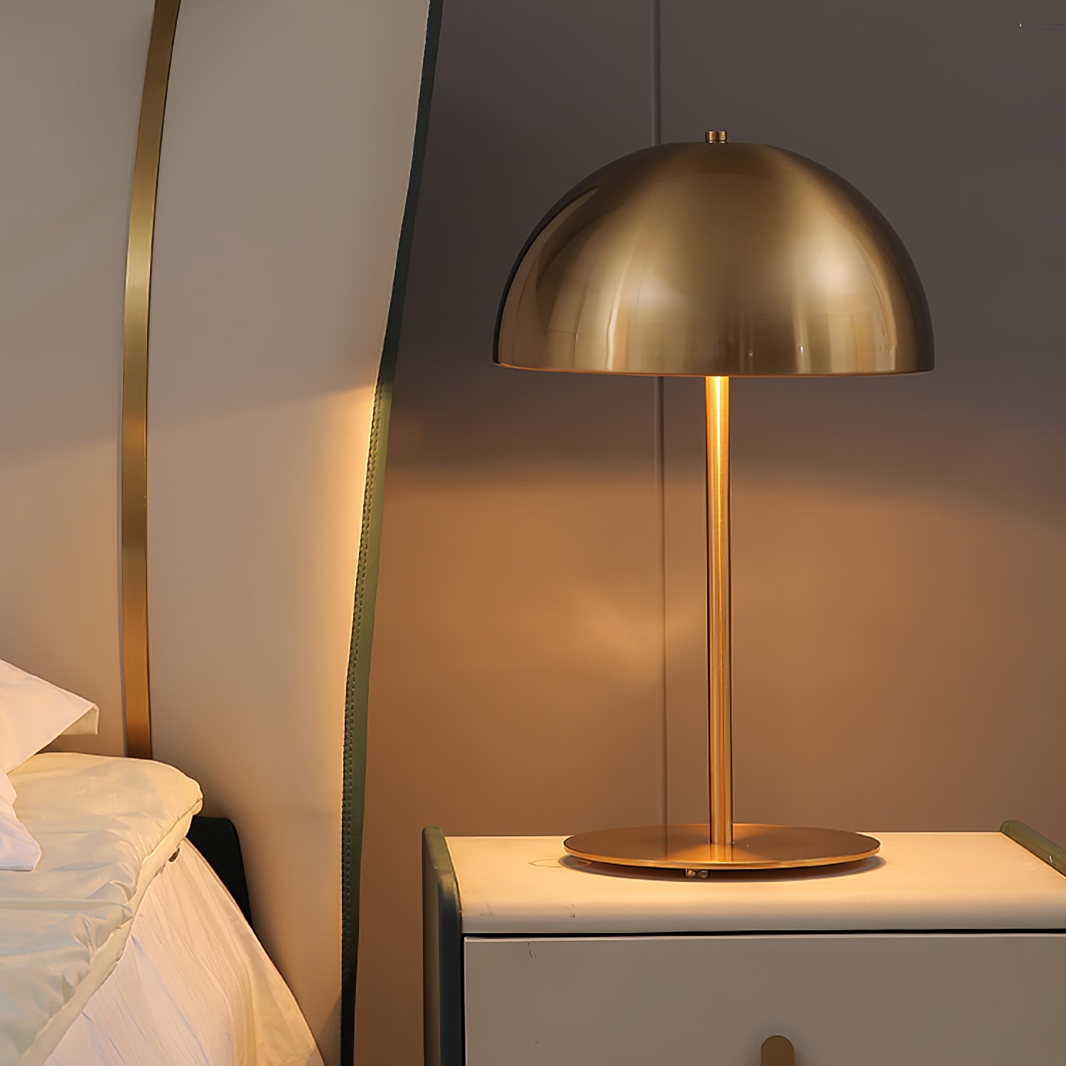 Hanna Table Lamp - Cueteks