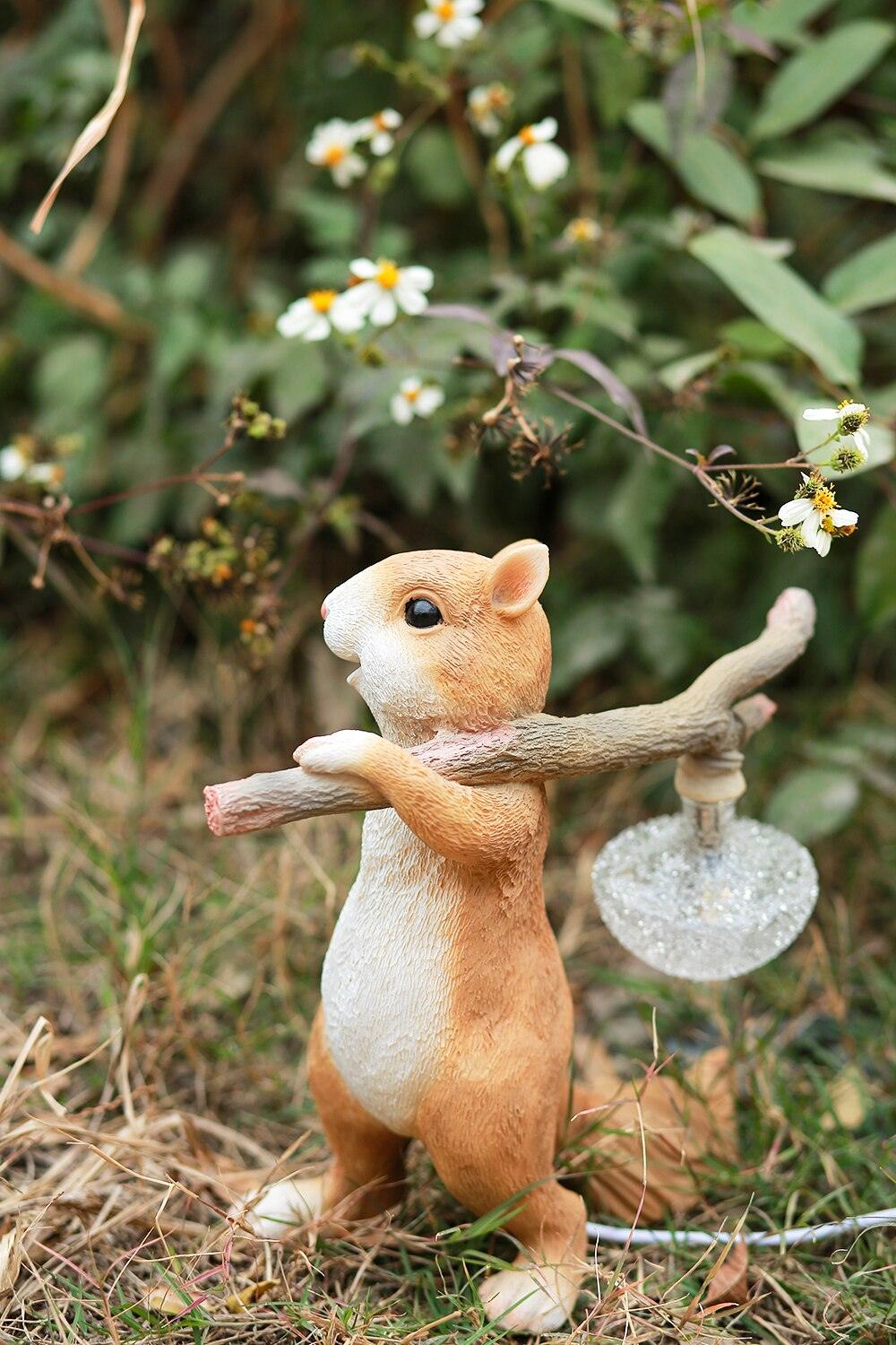 Squirrel Table Lamp - Cueteks