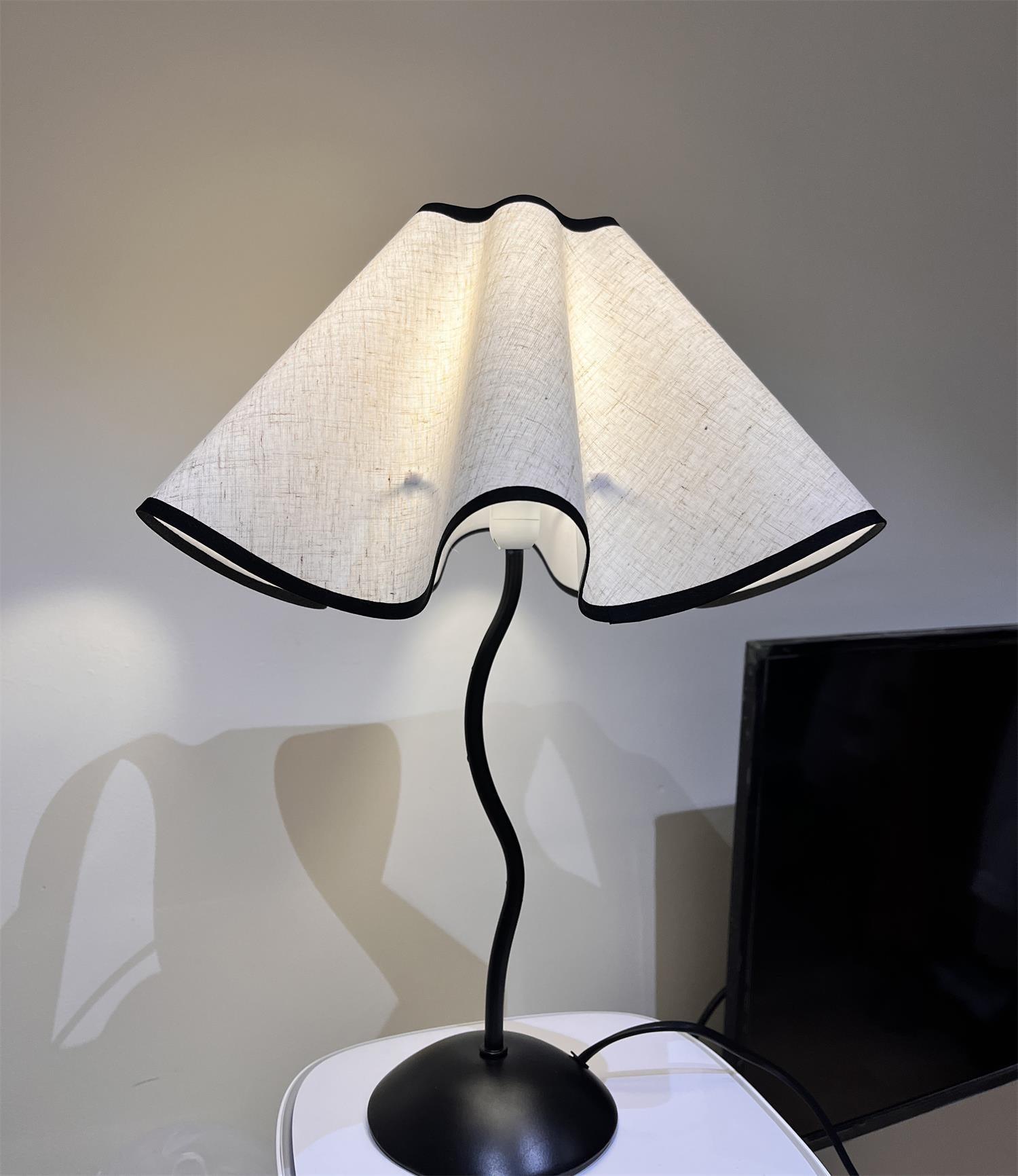 Cora Table Lamp - Cueteks