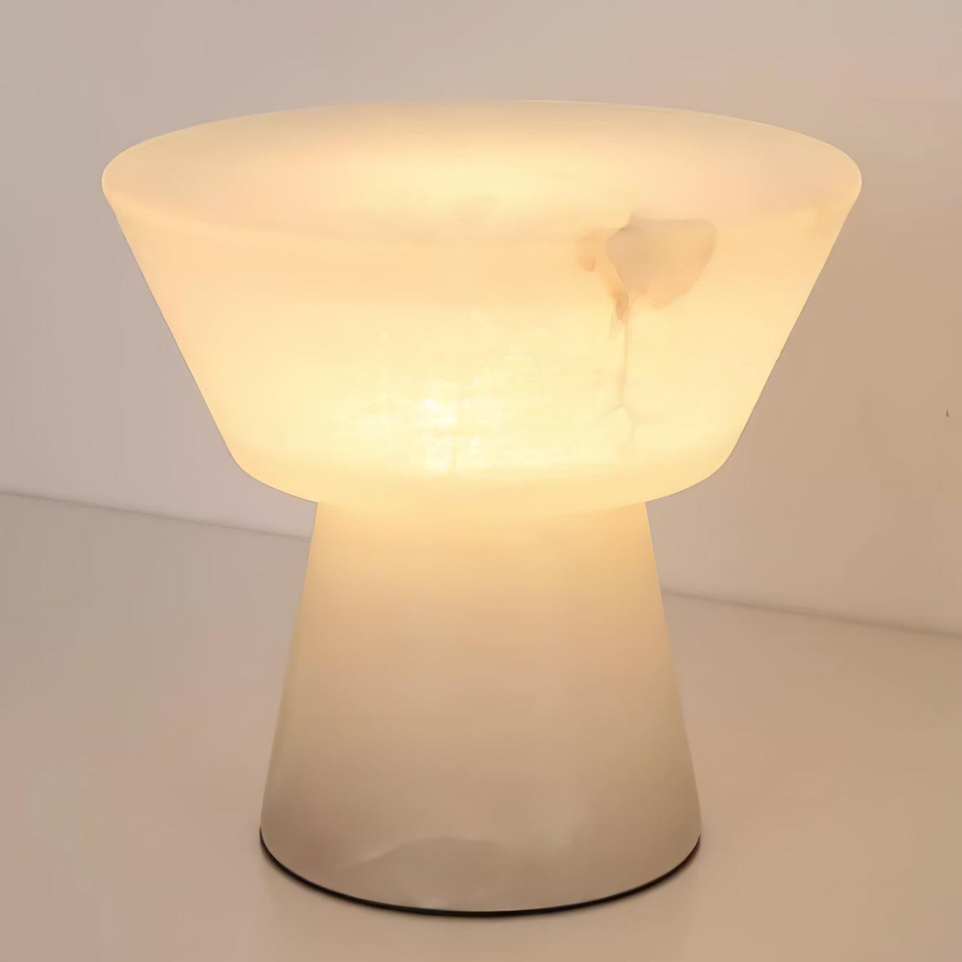 Beta Marble Table Lamp - Cueteks