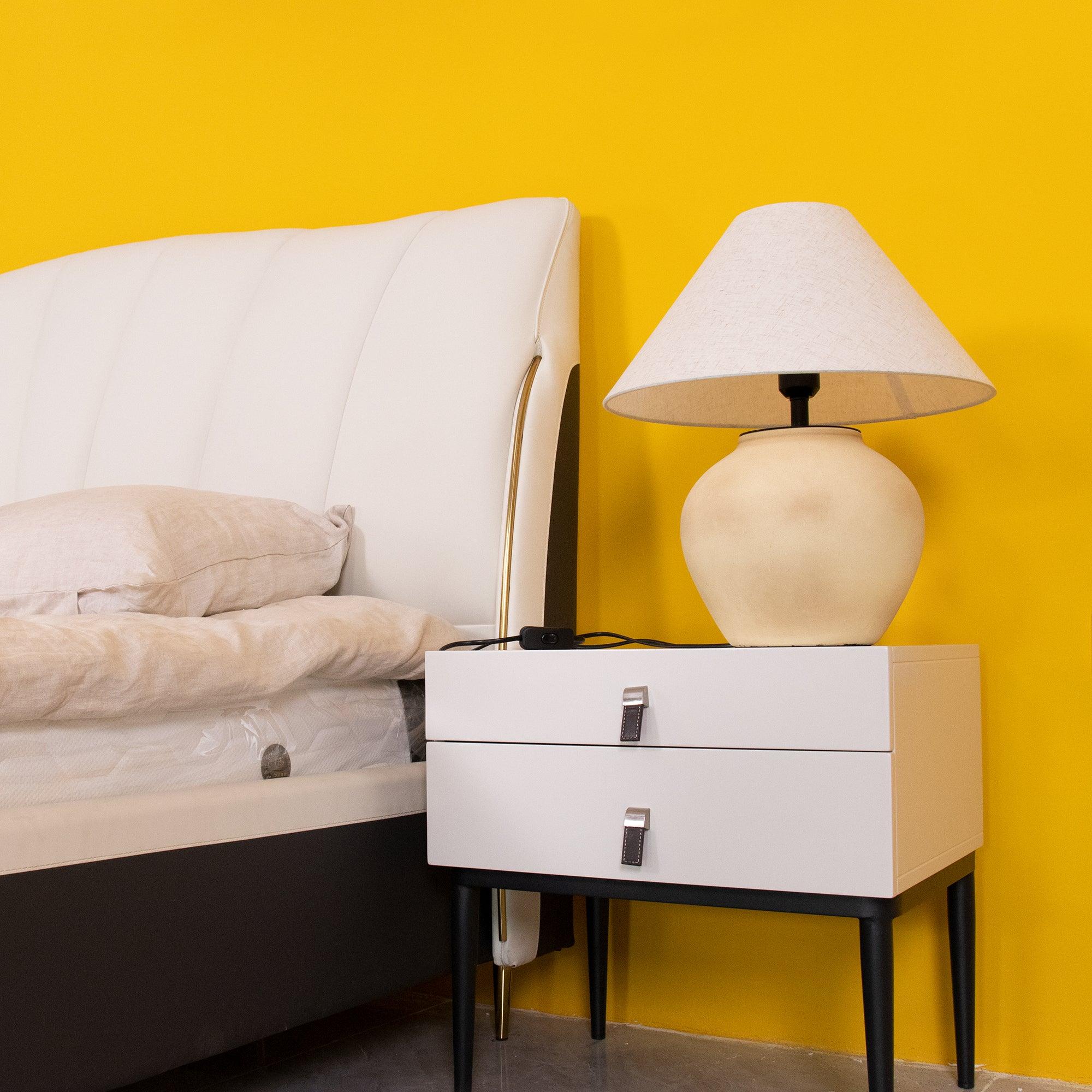 Decker Table Lamp - Cueteks