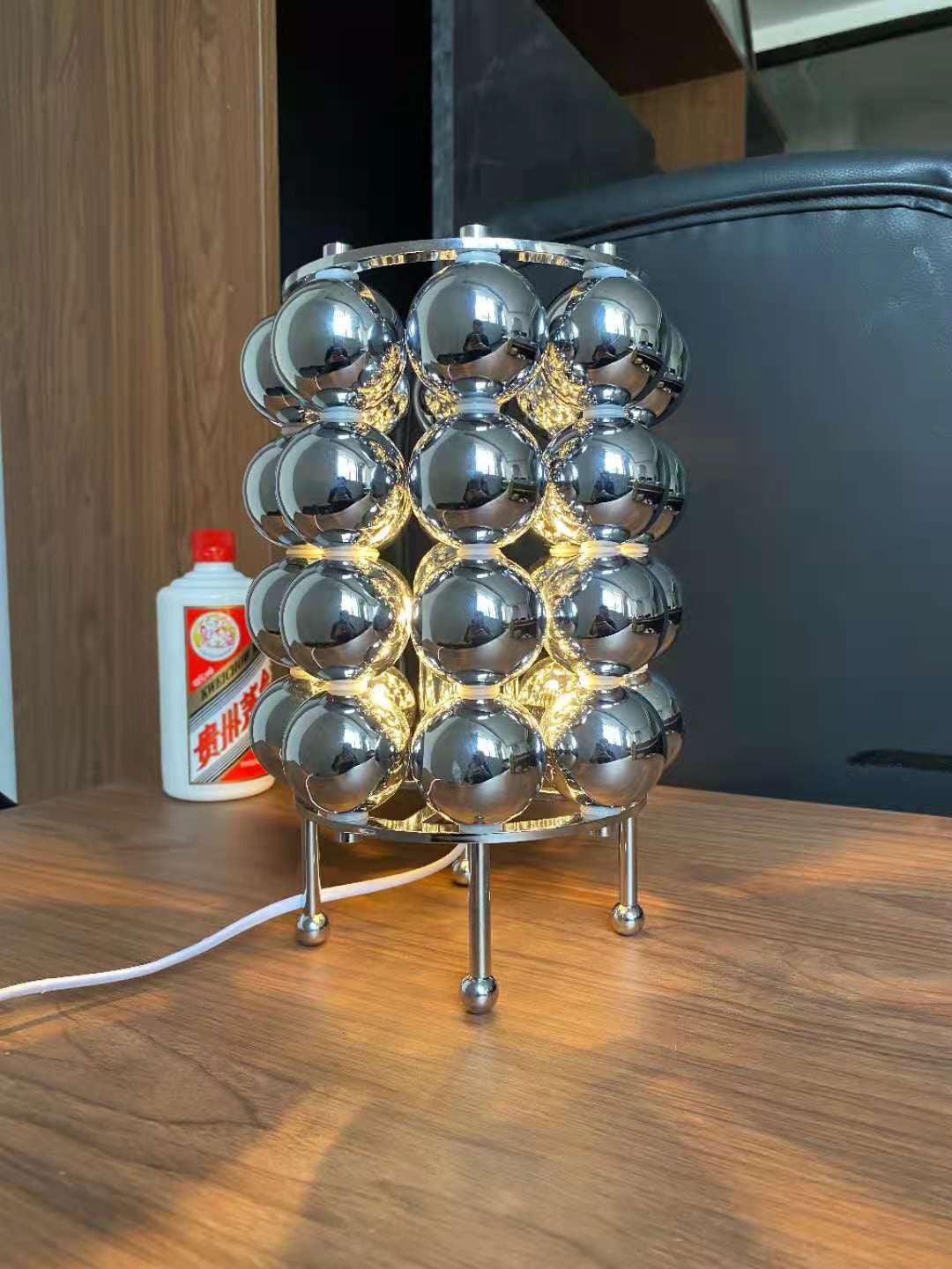 Kare Table Lamp - Cueteks