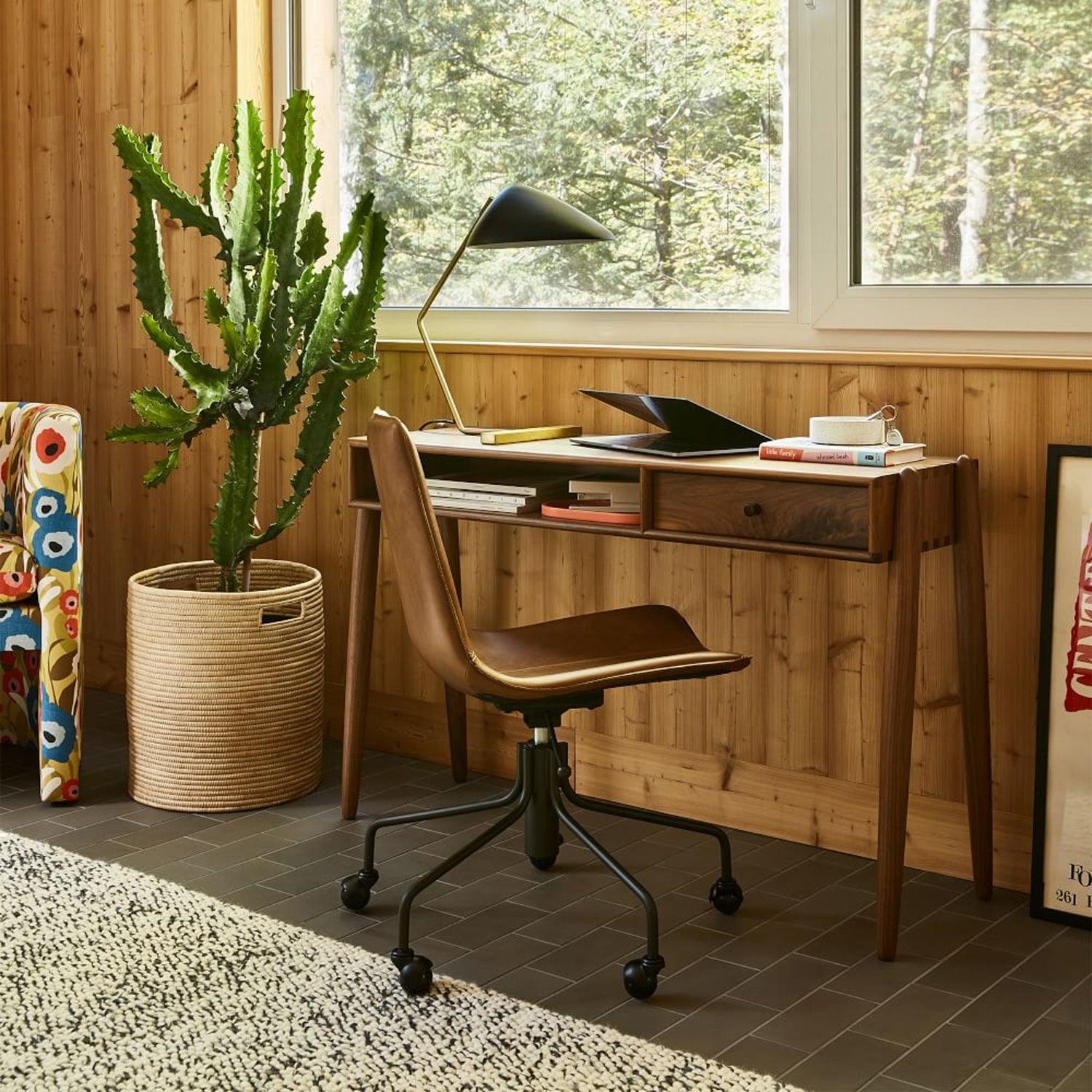 Curvilinear Mid-Century Table Lamp - Cueteks