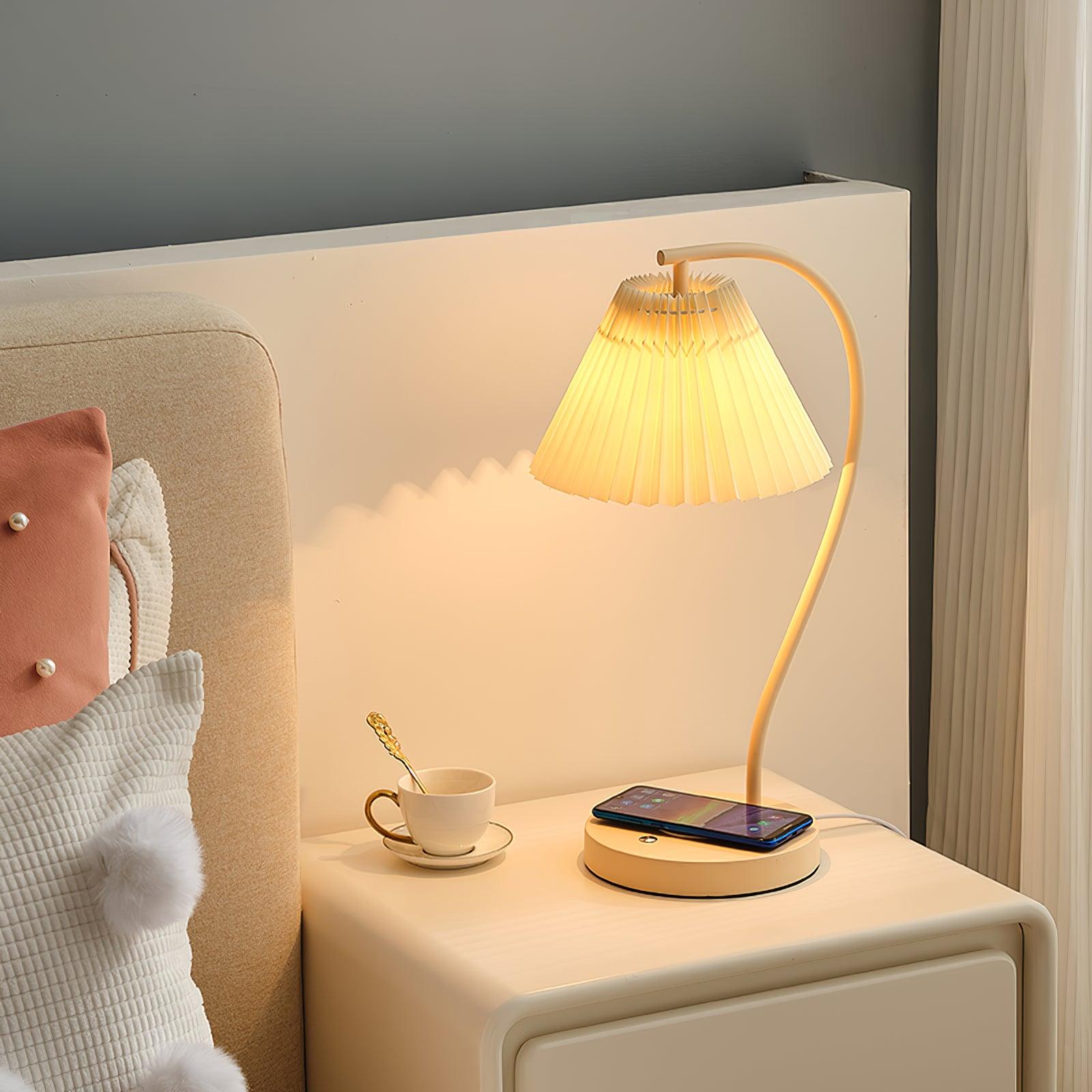 Crescini Pleated Table Lamp - Cueteks