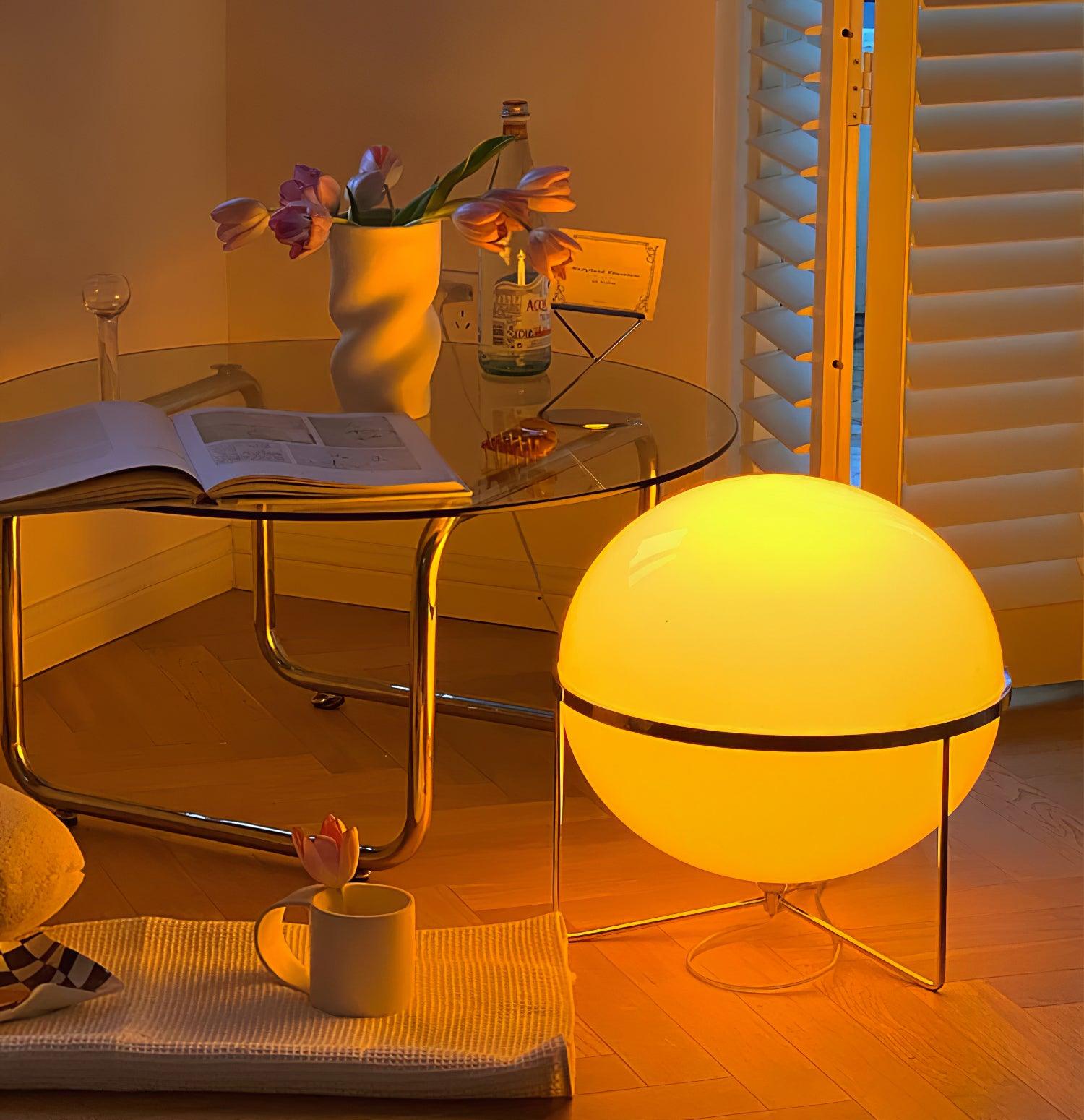 Yolk Table Lamp - Cueteks
