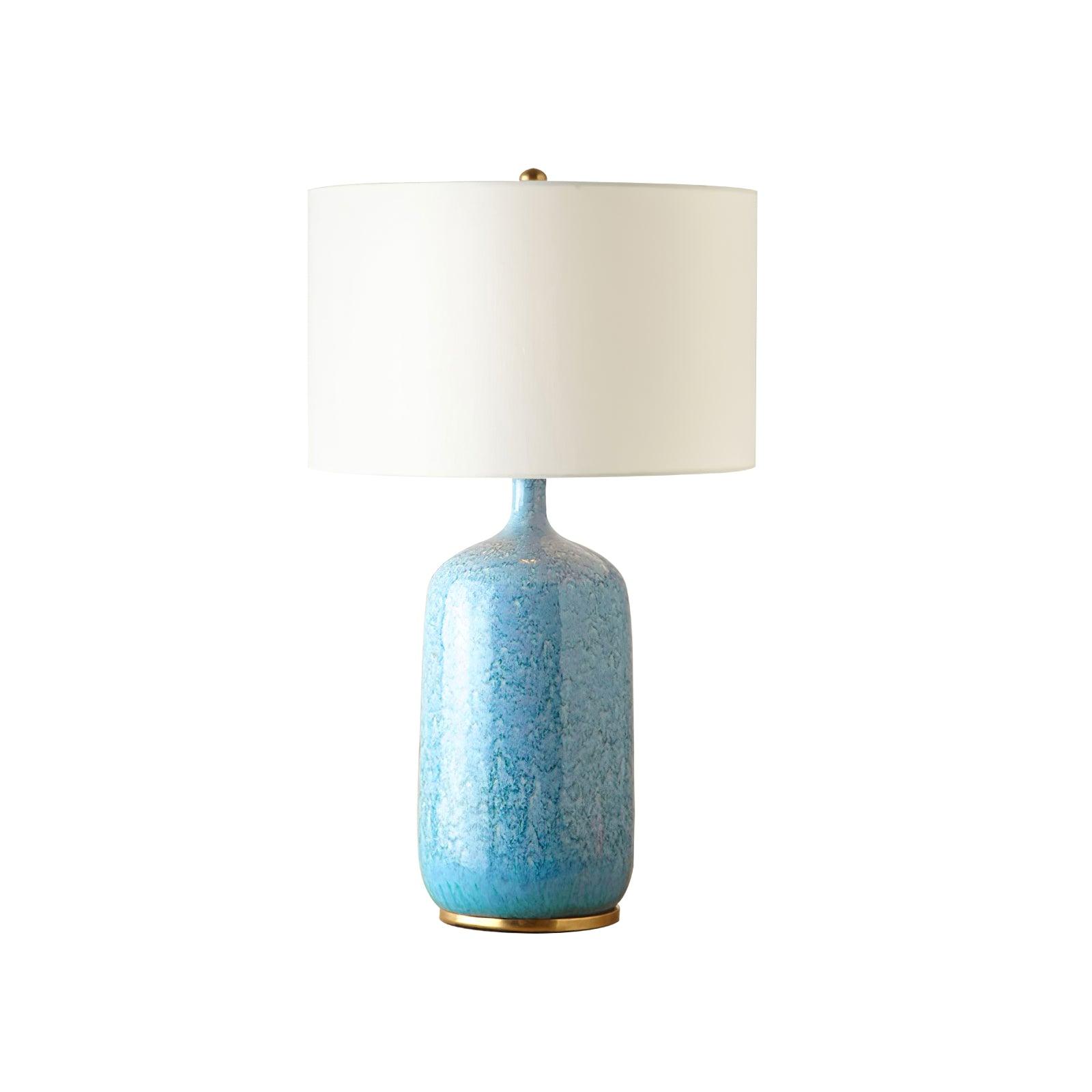 Culloden Blue & White table lamp on a plain background
