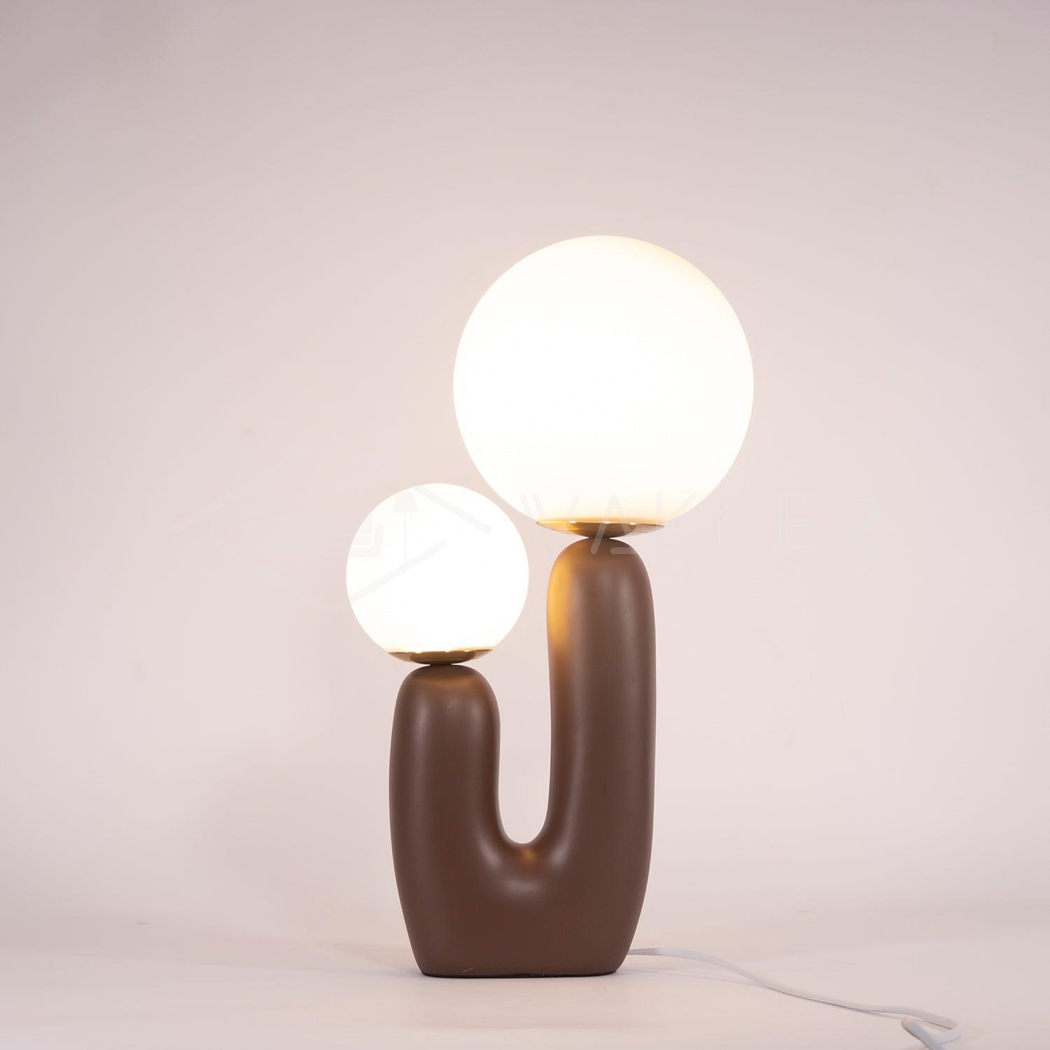 Oo Smooth Table Lamp - Cueteks