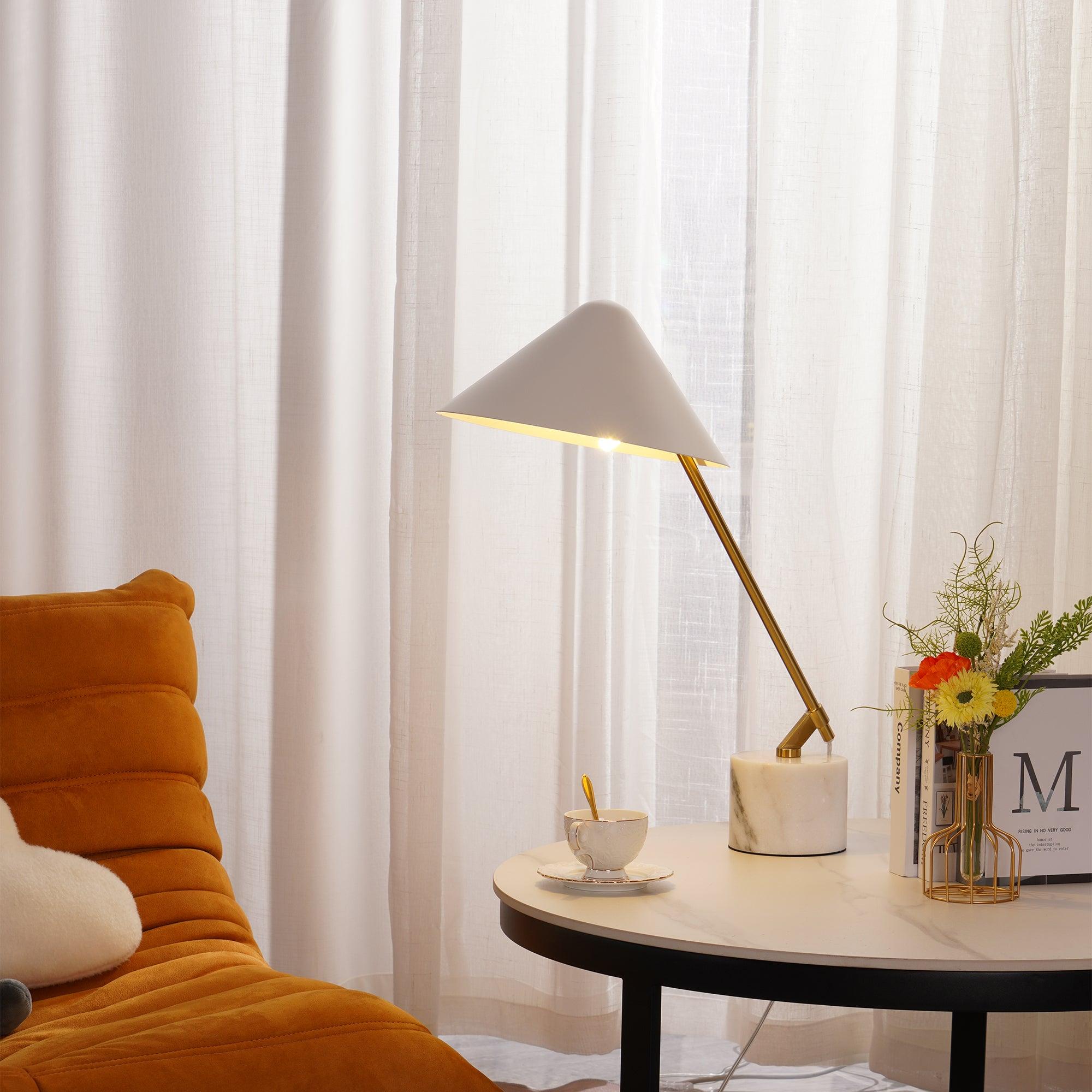 Small Hat Table Lamp - Cueteks