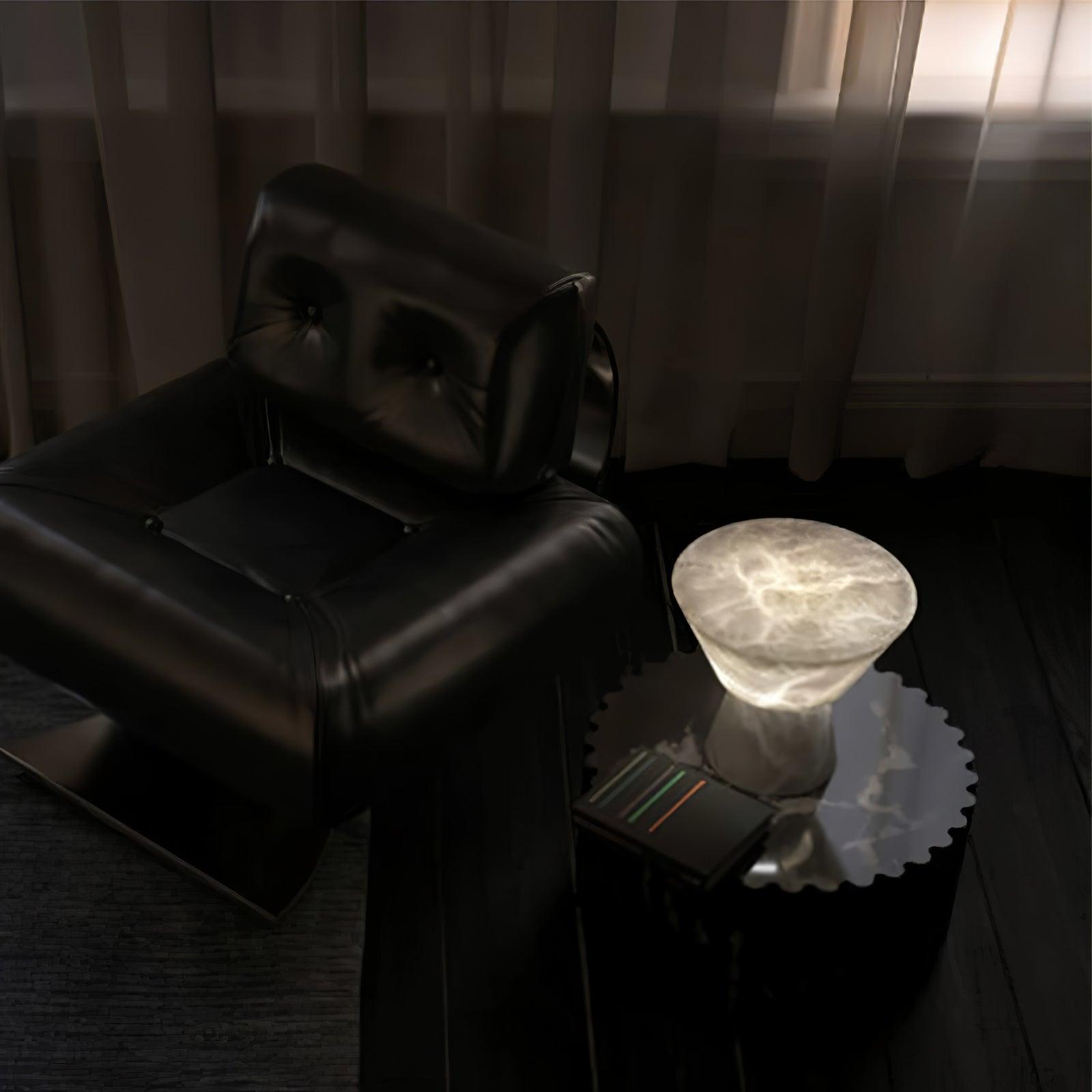 Beta Marble Table Lamp - Cueteks
