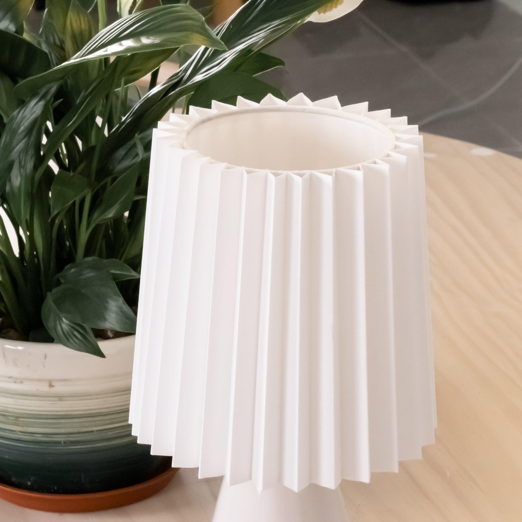 Delilah Table Lamp - Cueteks
