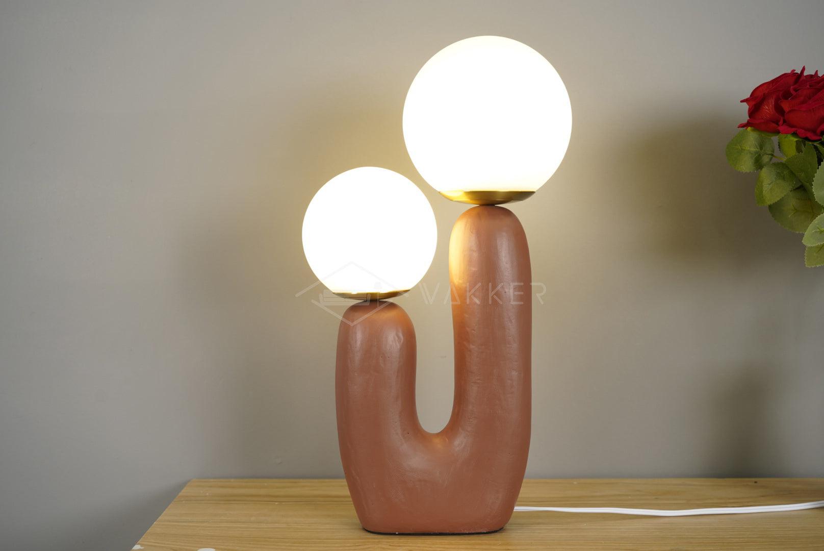 Oo Rough Table Lamp - Cueteks