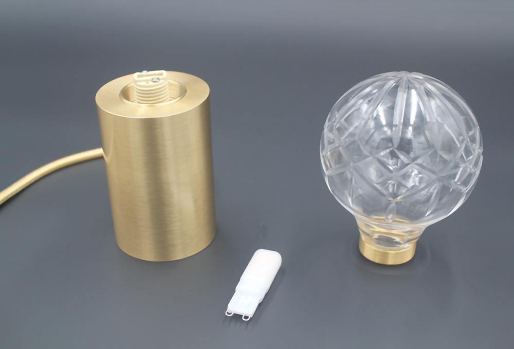 Crystal Bulb Table Lamp - Cueteks