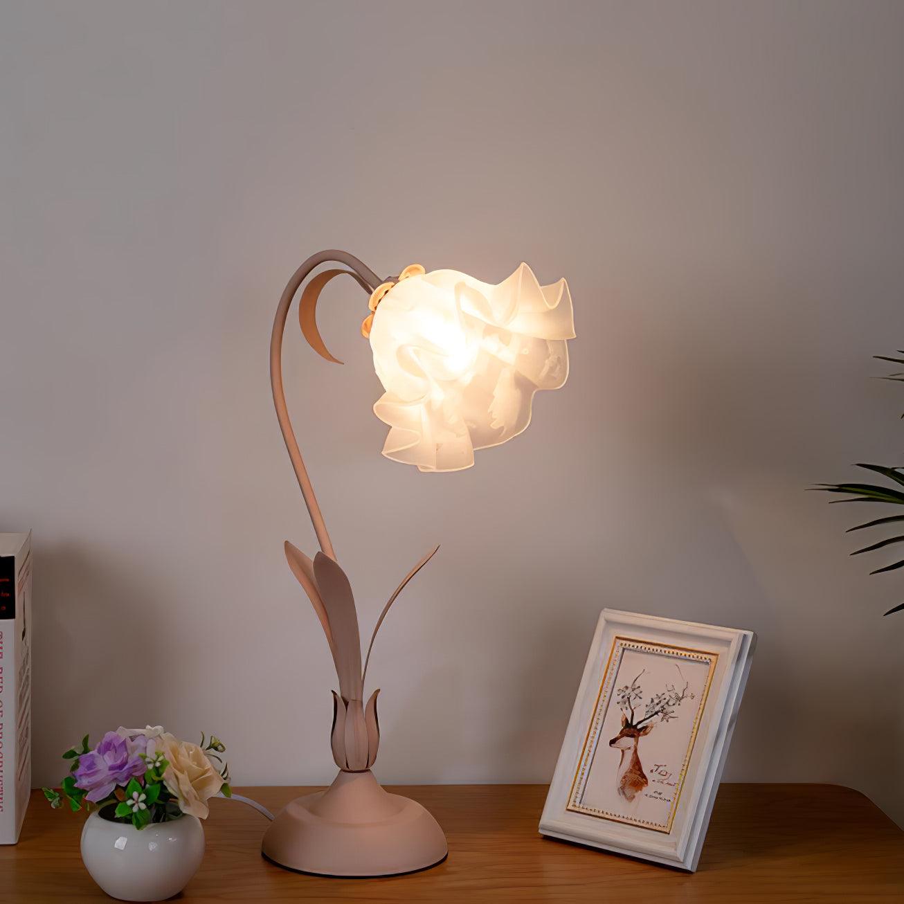 Lily of the Valley Table Lamp - Cueteks