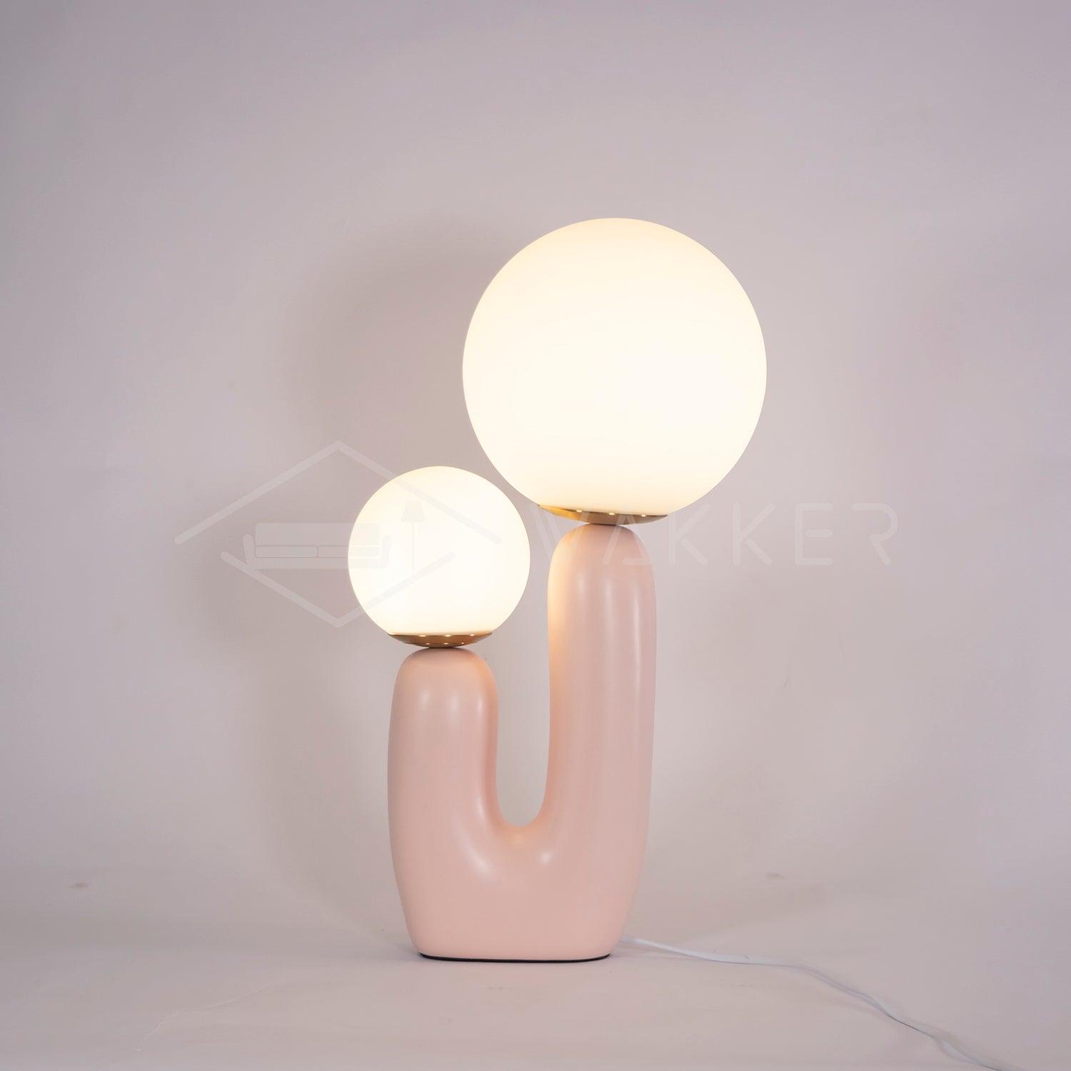 Oo Smooth Table Lamp - Cueteks