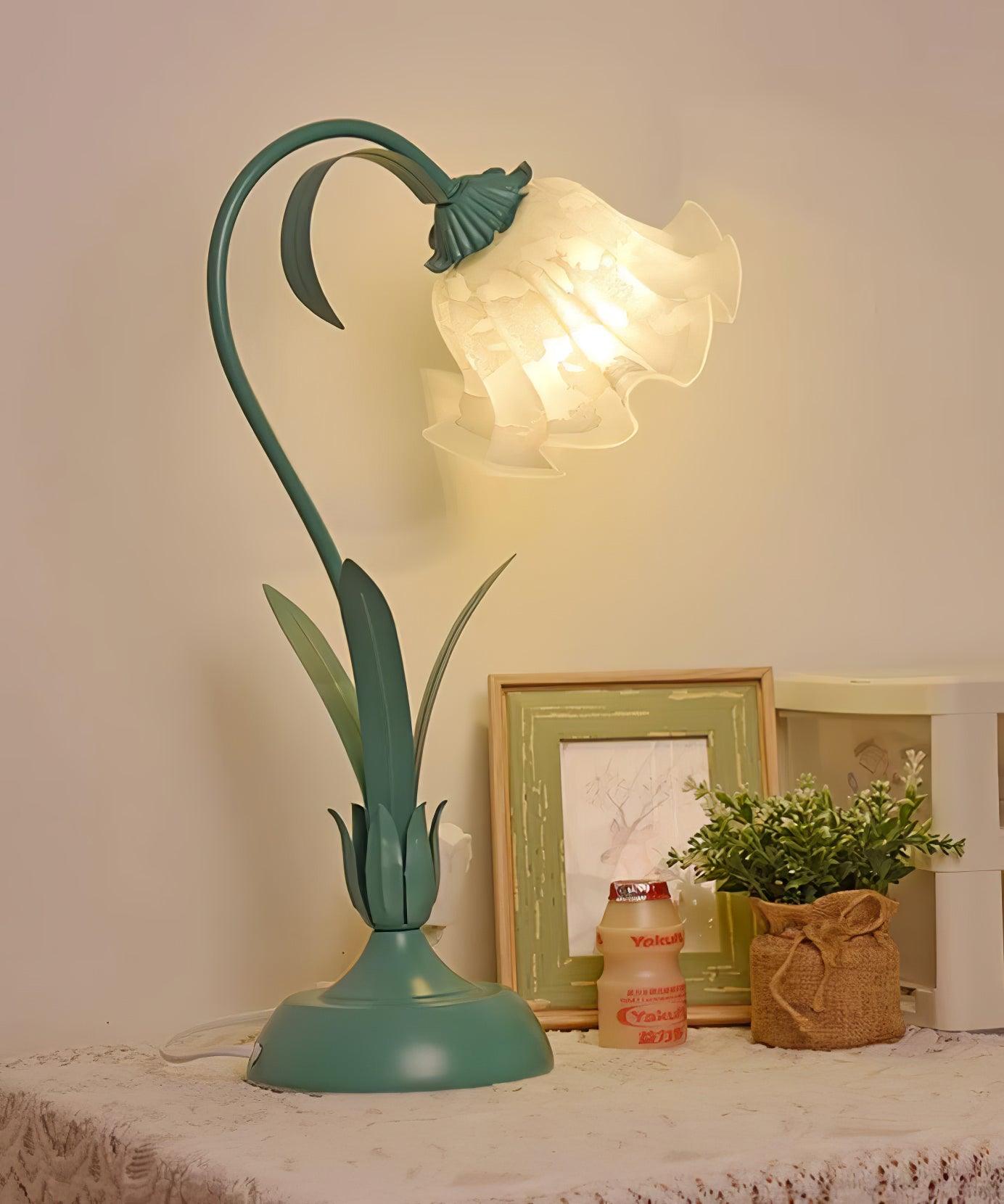 Lily of the Valley Table Lamp - Cueteks