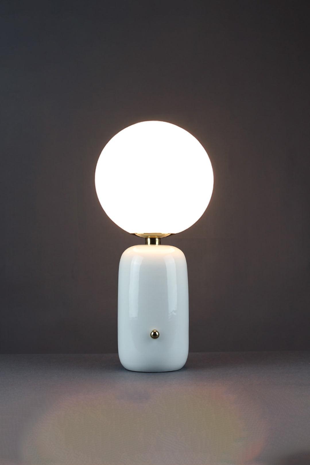 Aballs Table Lamp - Cueteks