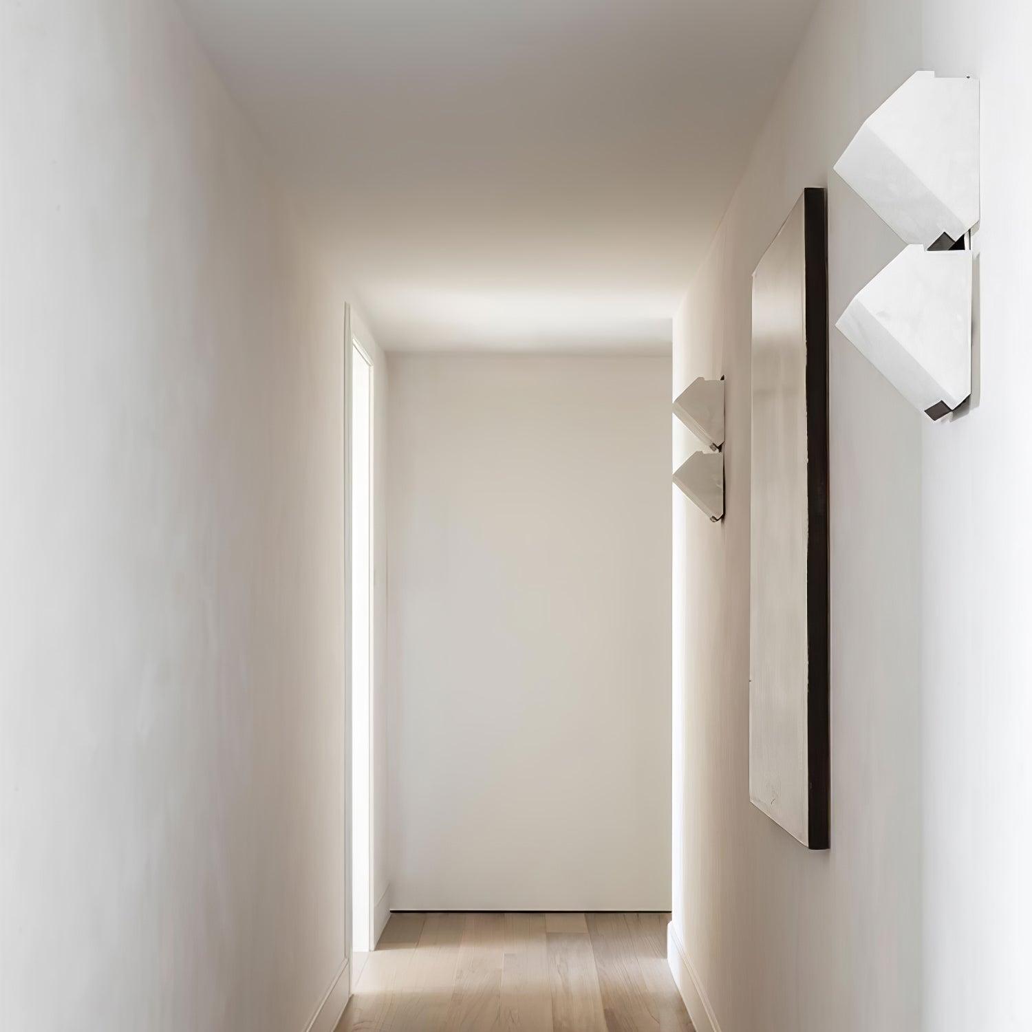Alabaster Staircase Wall Lamp - Cueteks