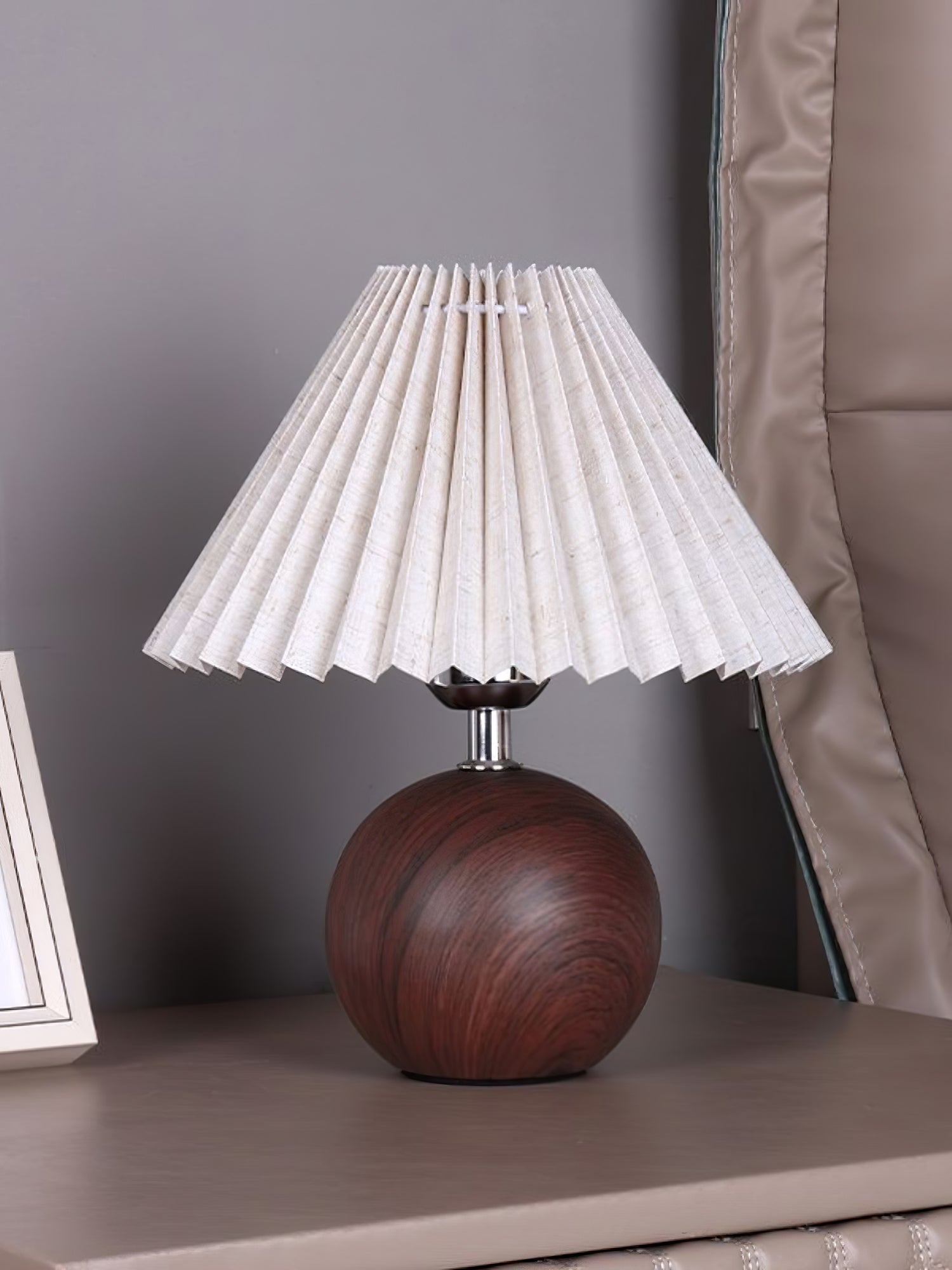 Wooden Pleated Table Lamp - Cueteks
