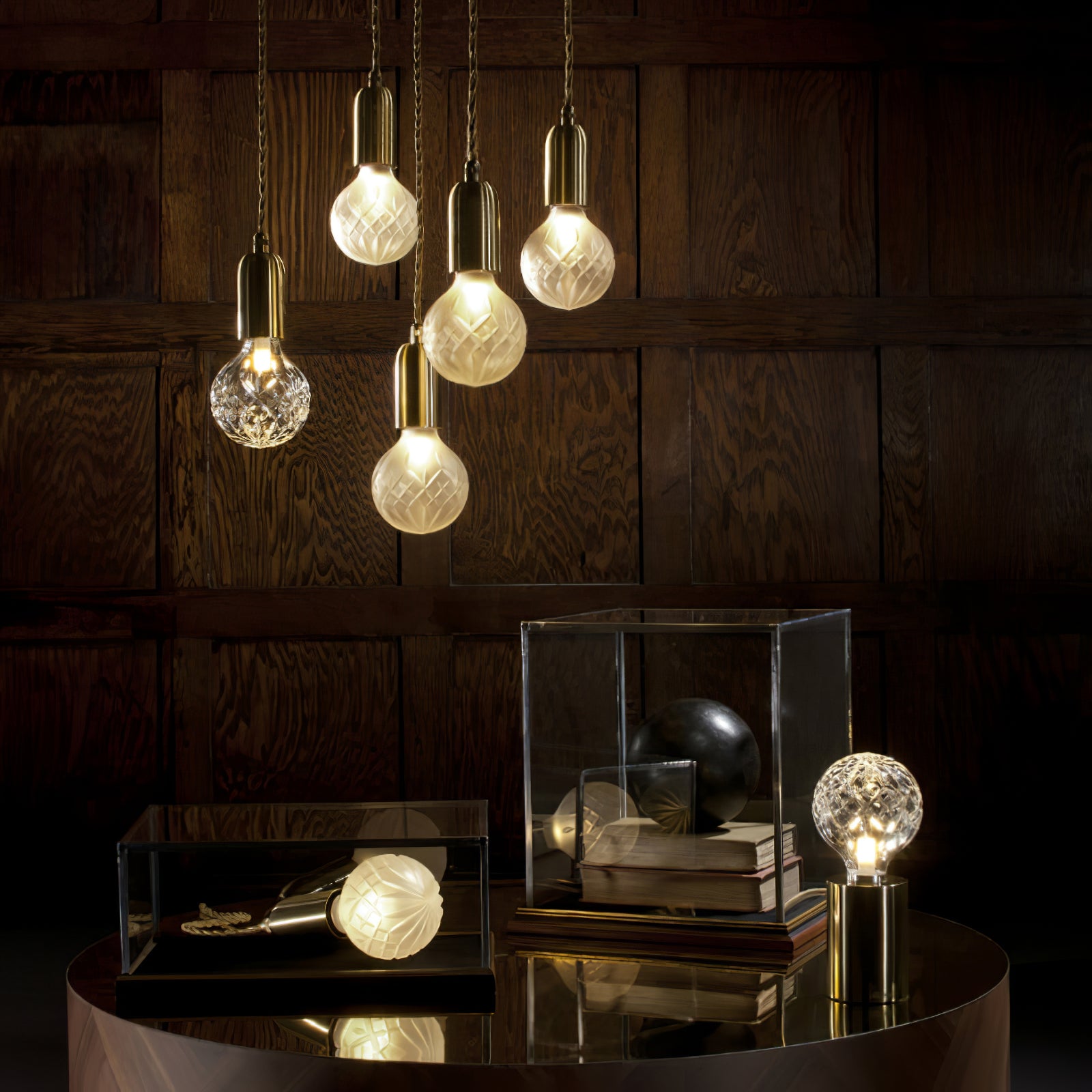 Crystal Bulb Table Lamp - Cueteks