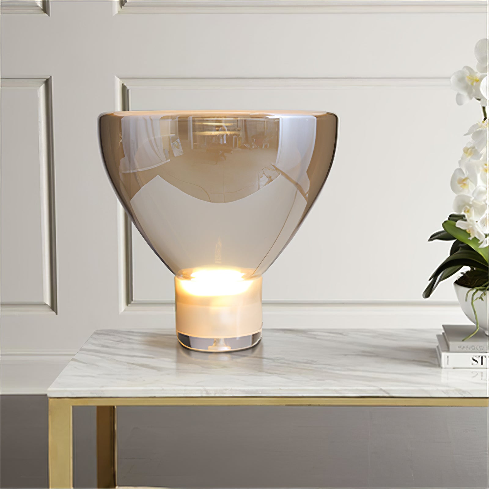 Aella Table Lamp - Cueteks