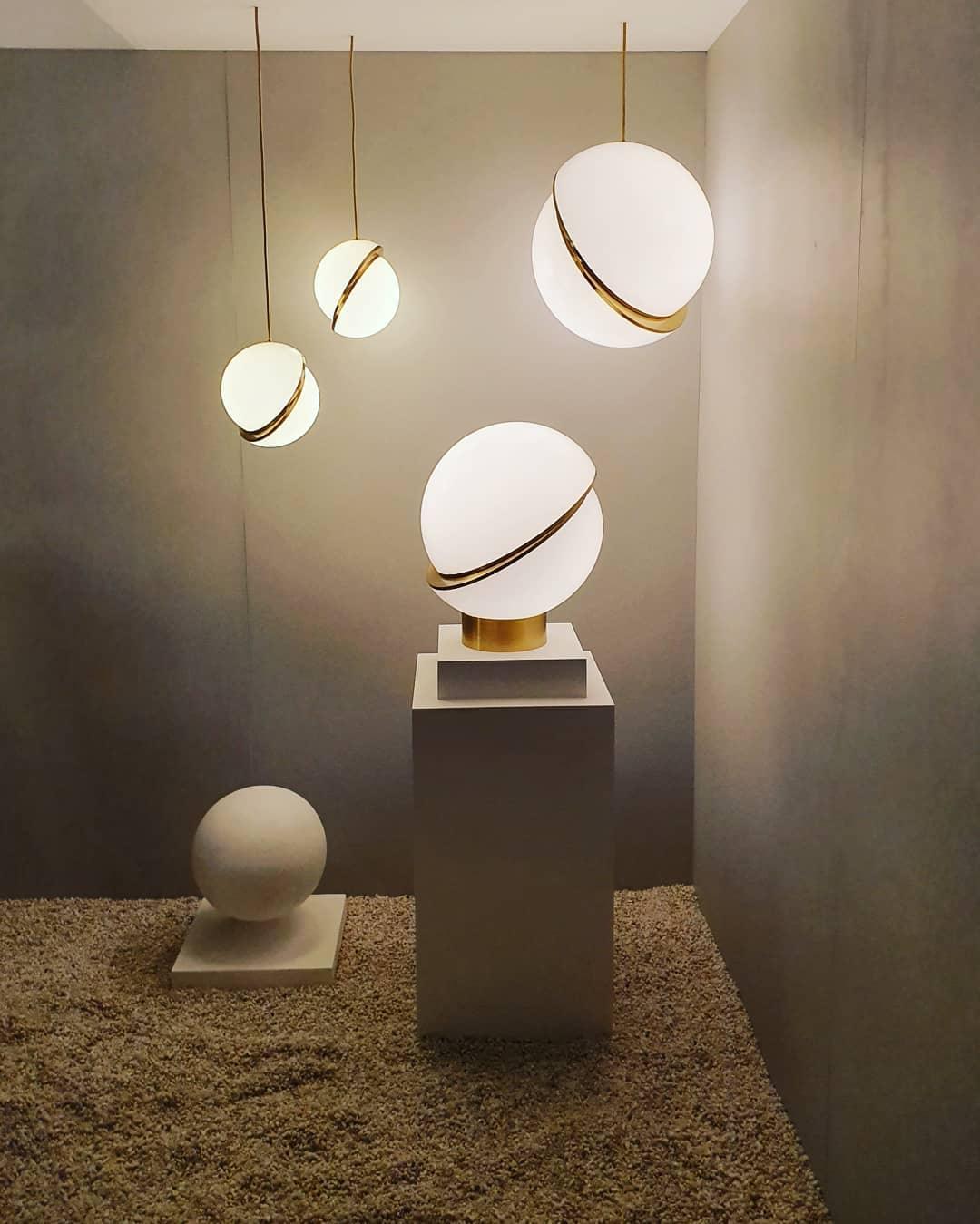 Crescent Table Lamp - Cueteks