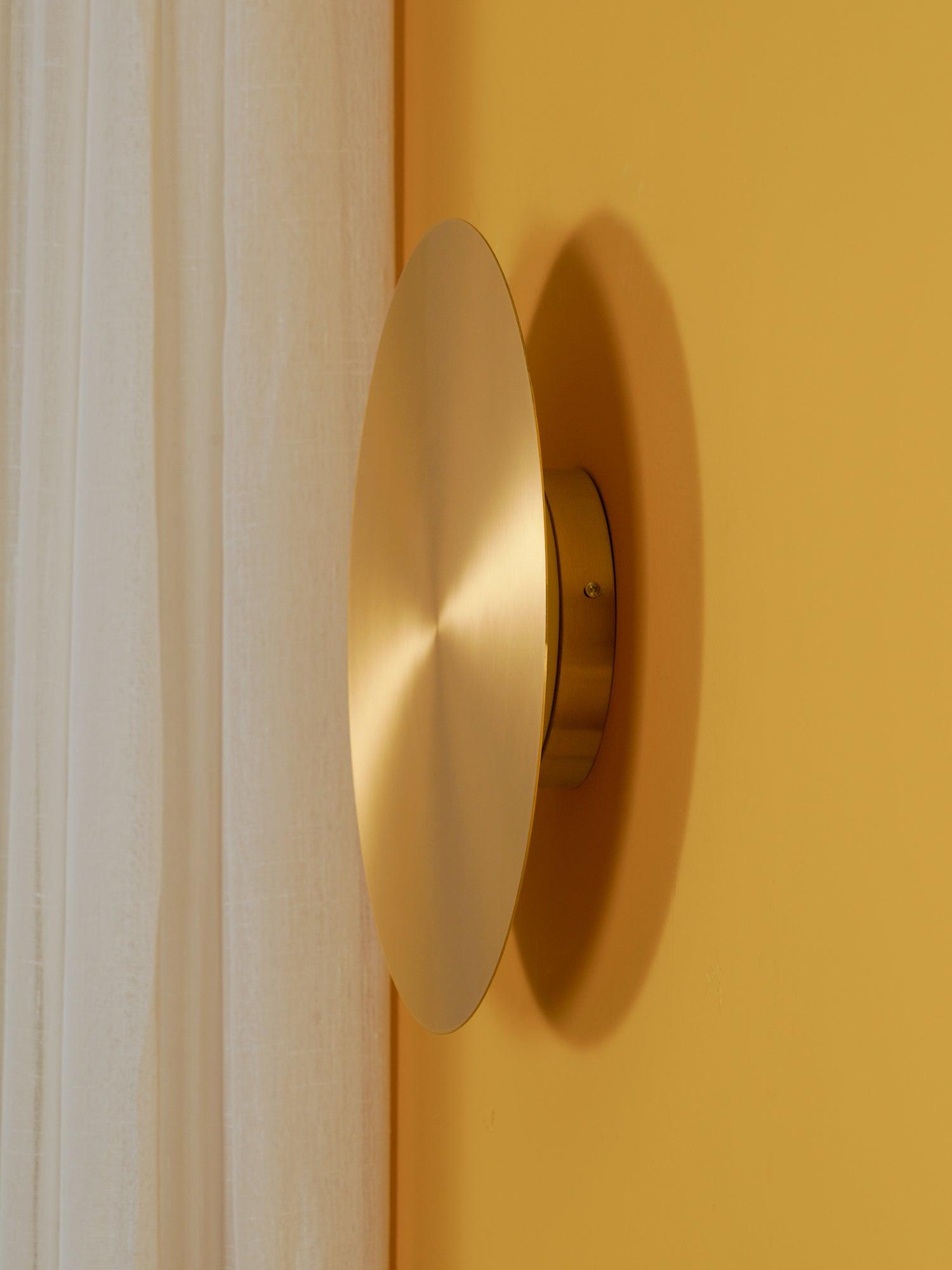Gossa Wall Lamp - Cueteks