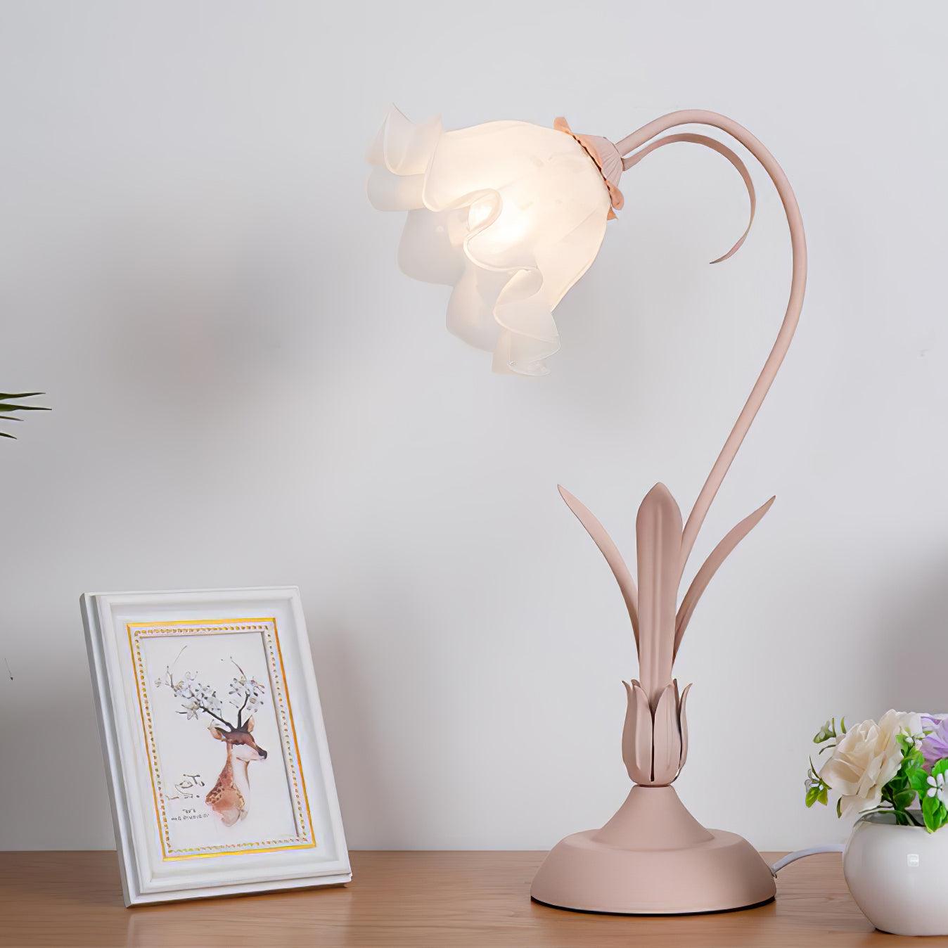 Lily of the Valley Table Lamp - Cueteks