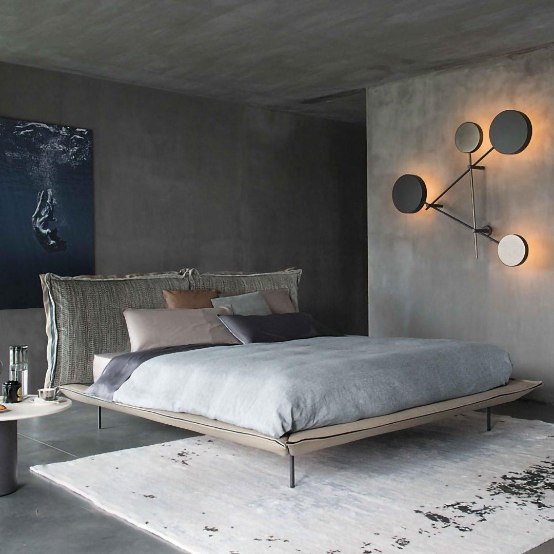 Lride geometric disc and rod wall light