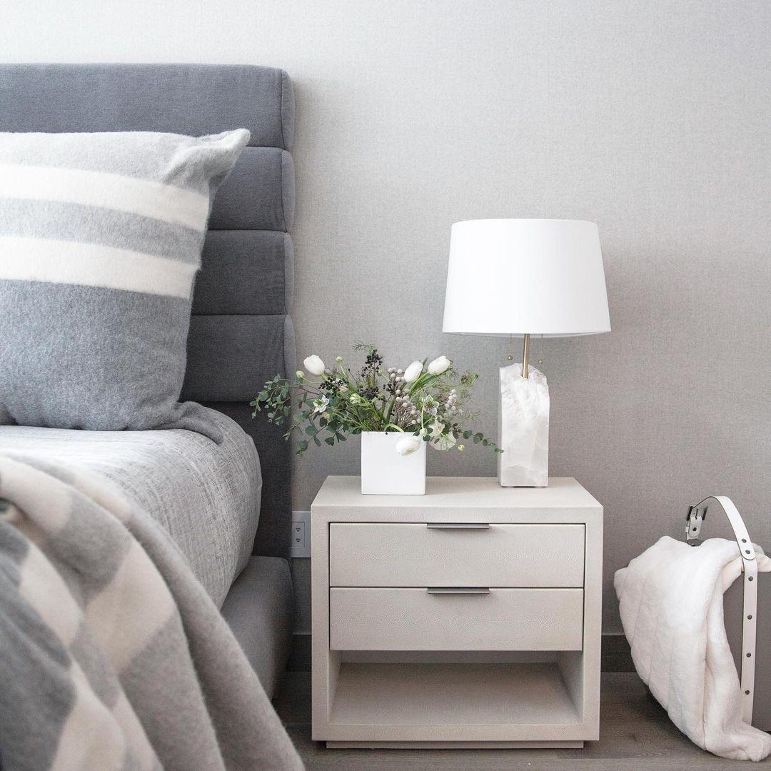 Raw Alabaster Table Lamp - Cueteks