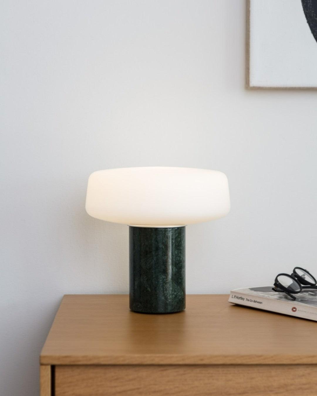 Solid Table Light - Cueteks