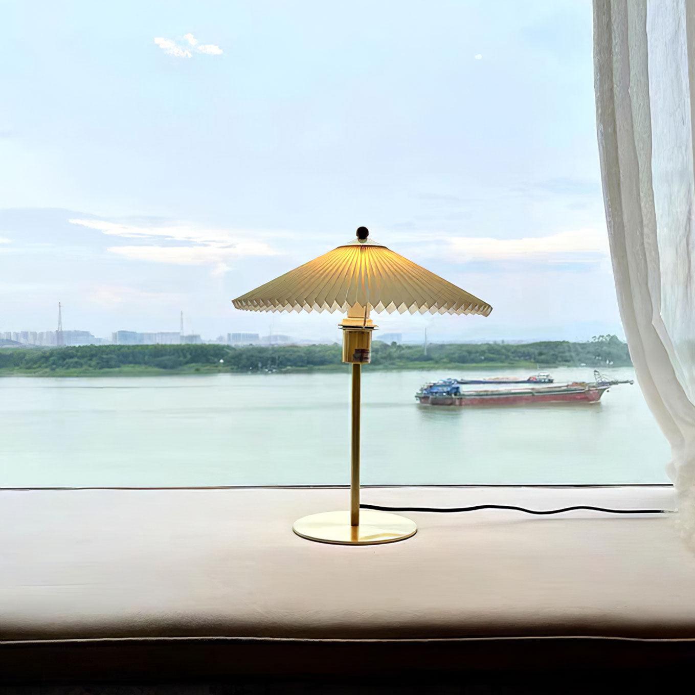 Perla Pleated Table Lamp - Cueteks