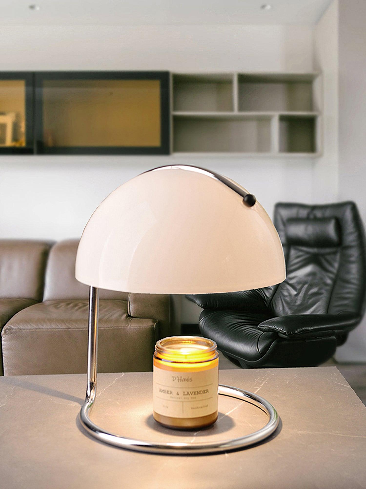 Pierre Table Lamp - Cueteks
