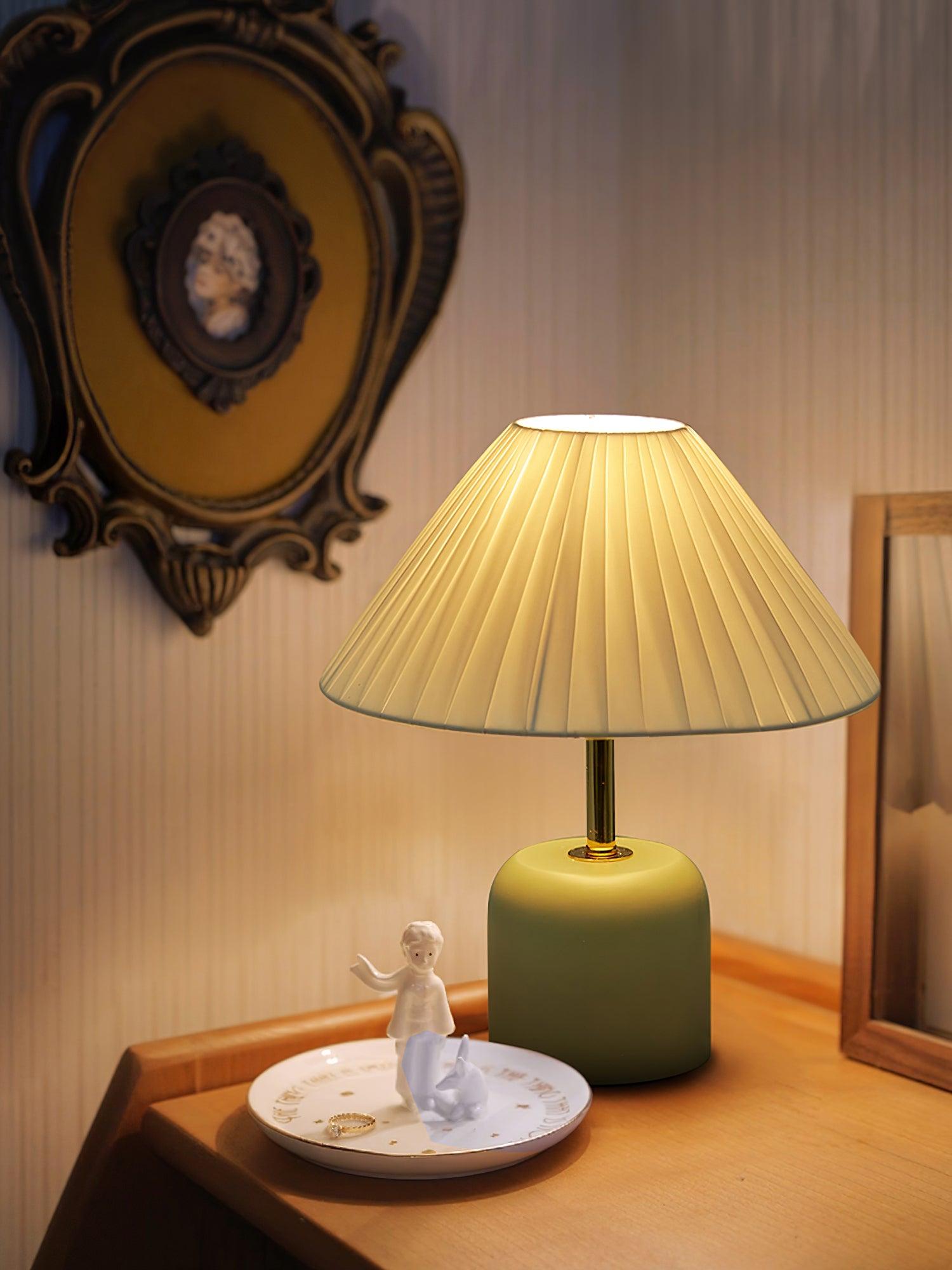 Lunitidal Table Lamp - Cueteks