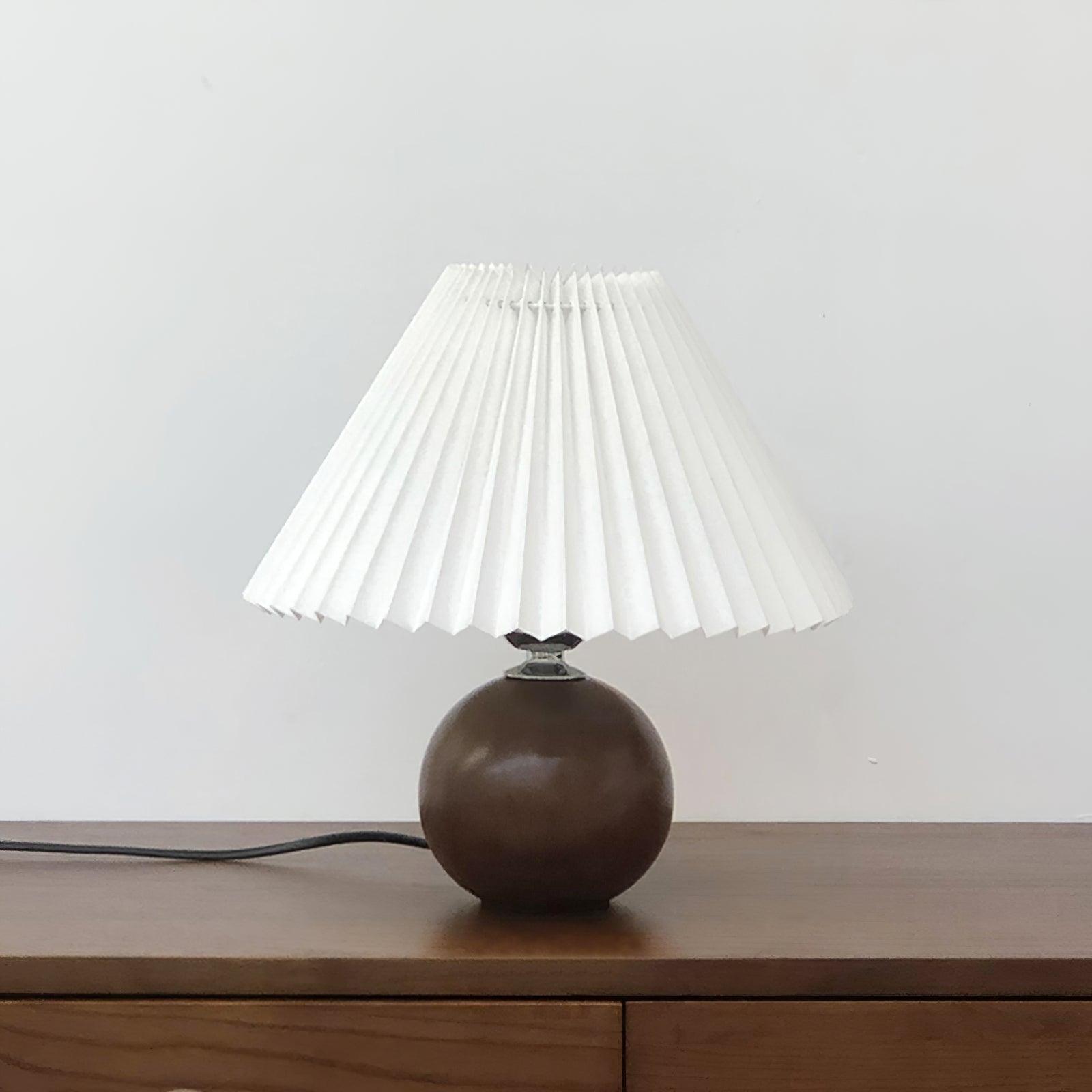 Wooden Pleated Table Lamp - Cueteks